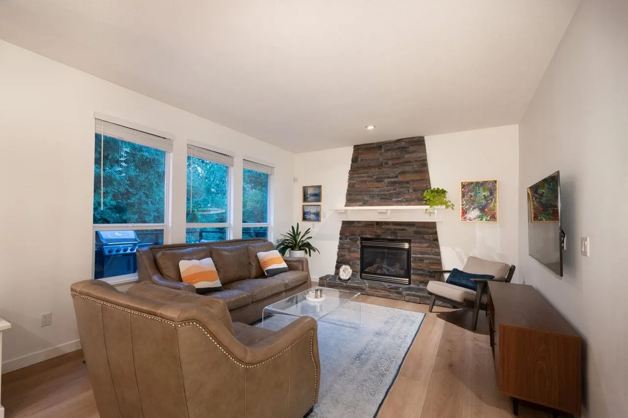 28 Alder Drive