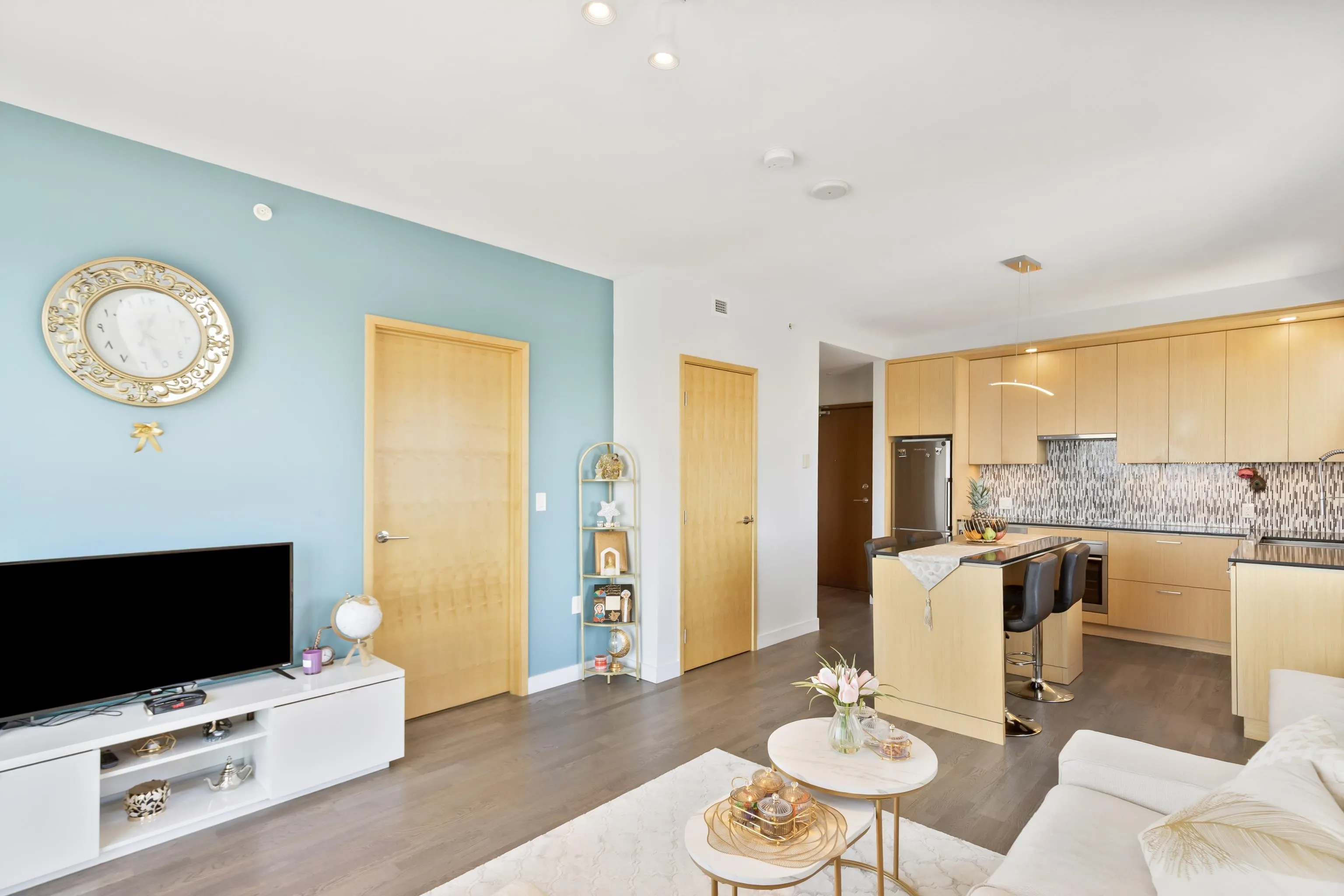 3701 13495 Central Avenue