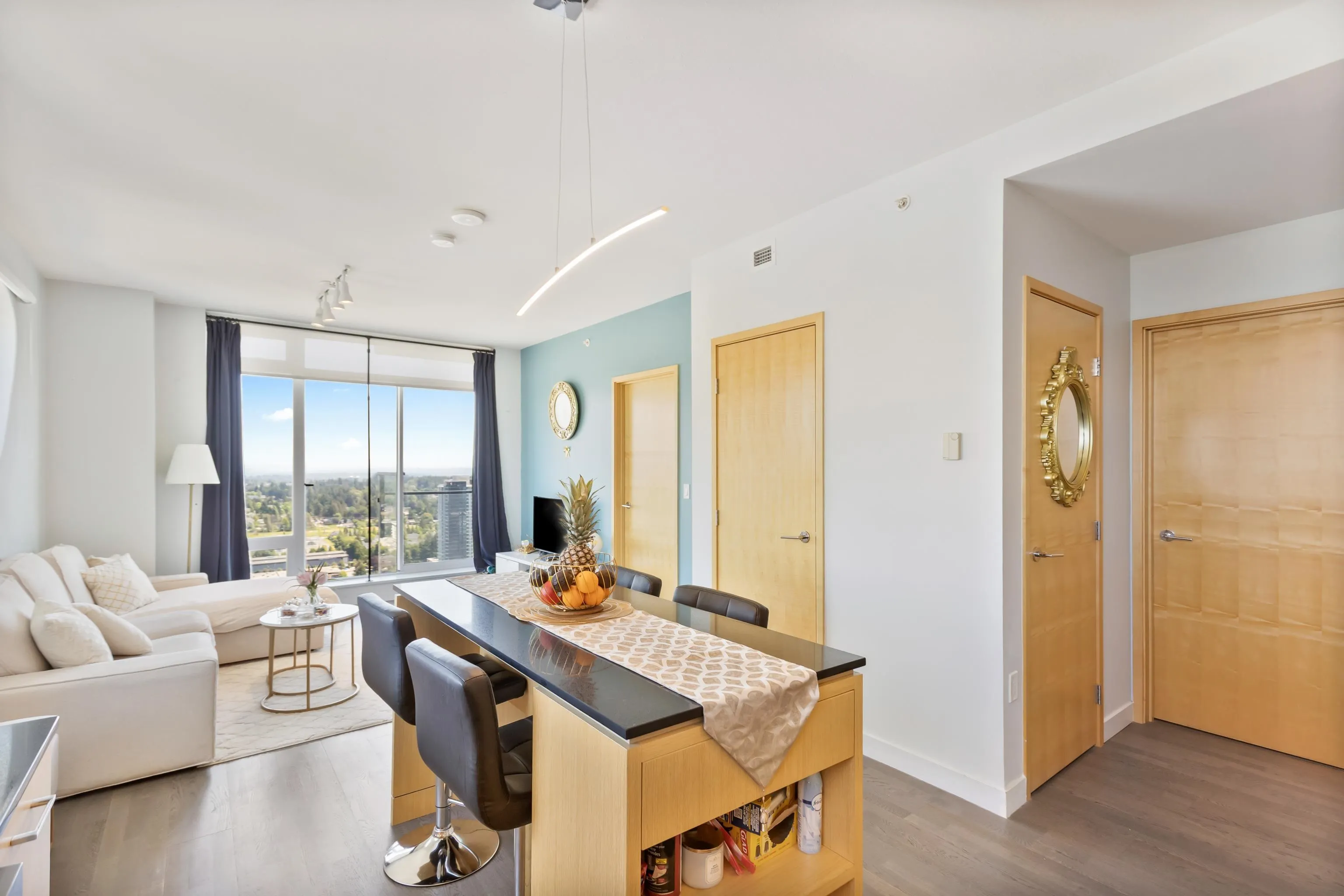 3701 13495 Central Avenue