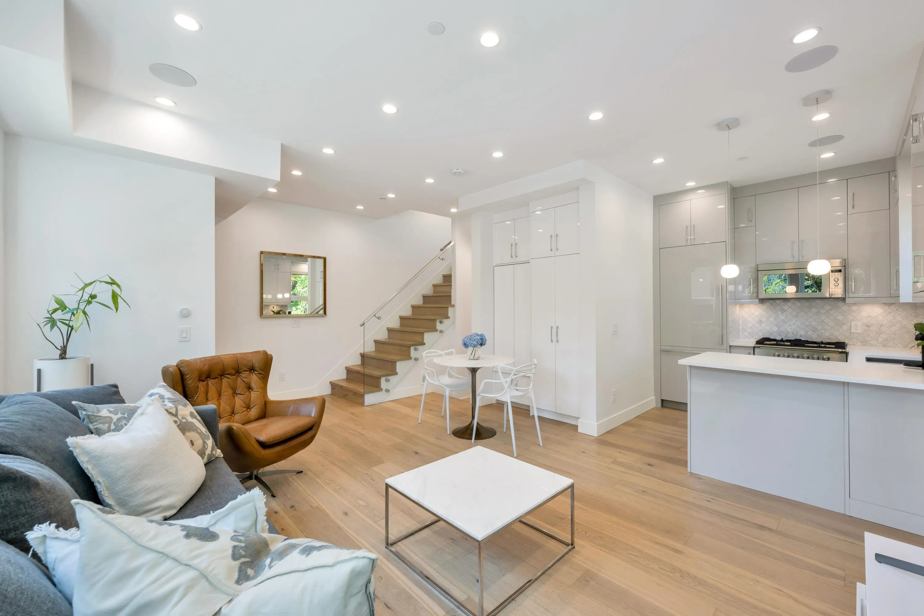 2625 Guelph Street