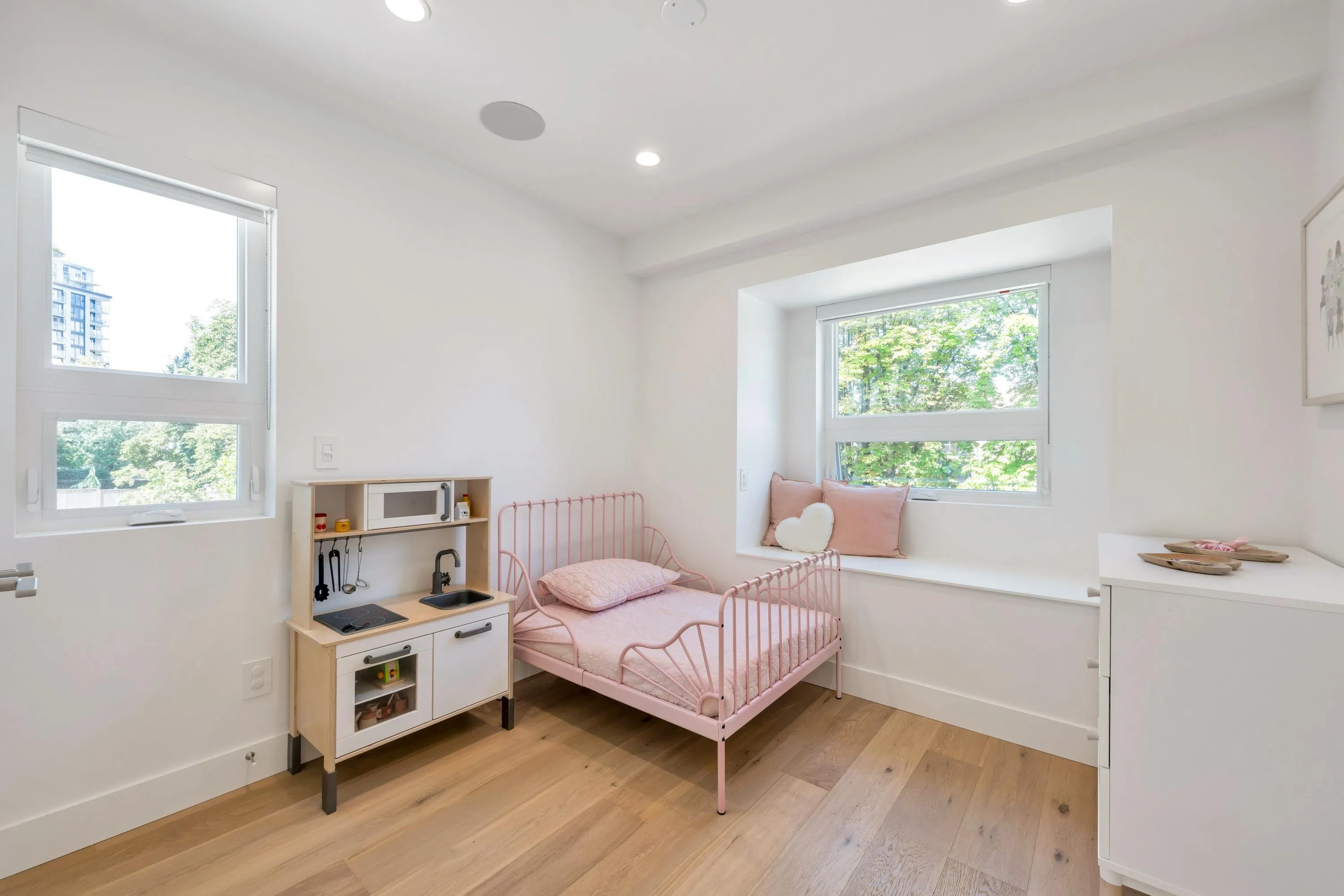 2625 Guelph Street