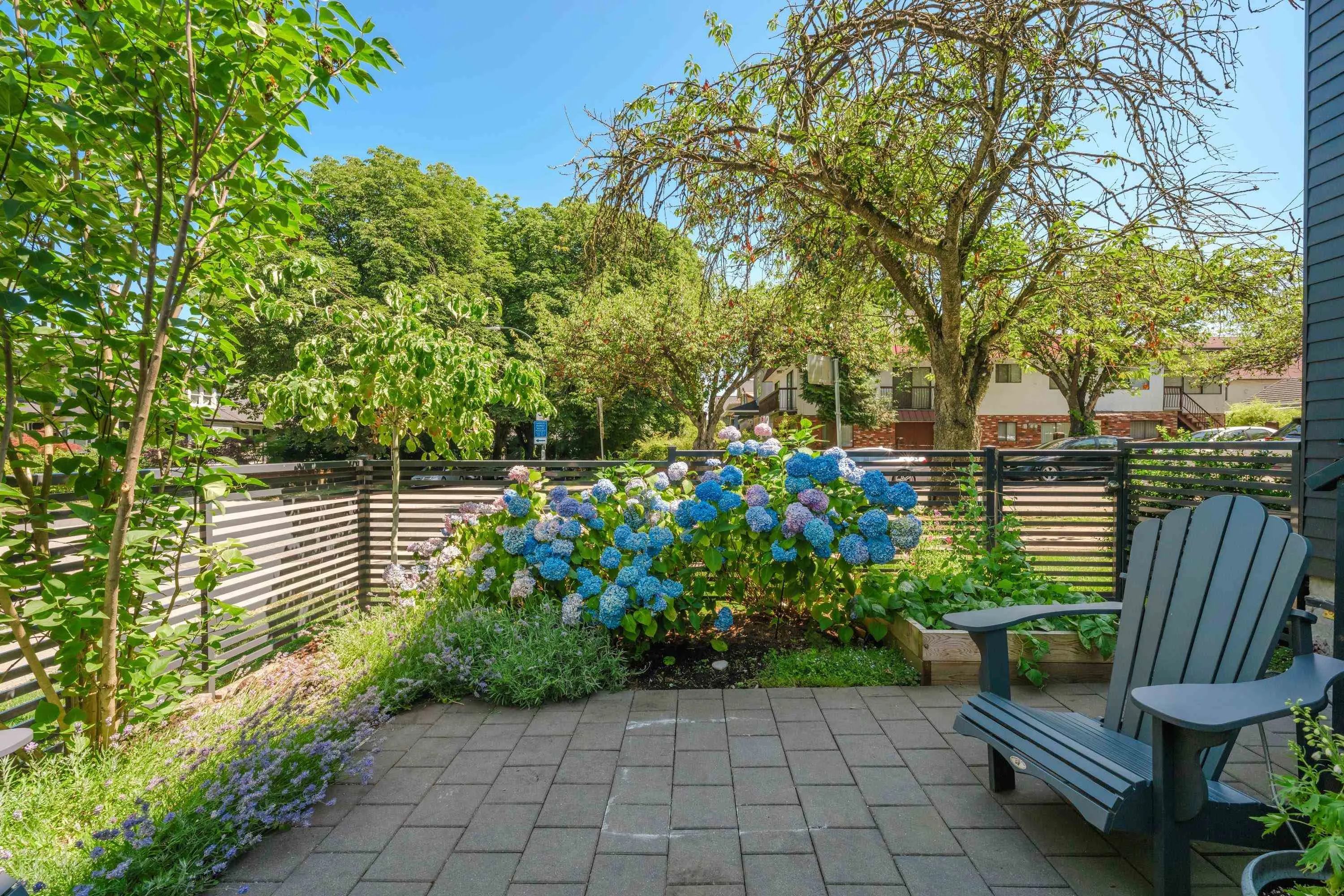 2625 Guelph Street