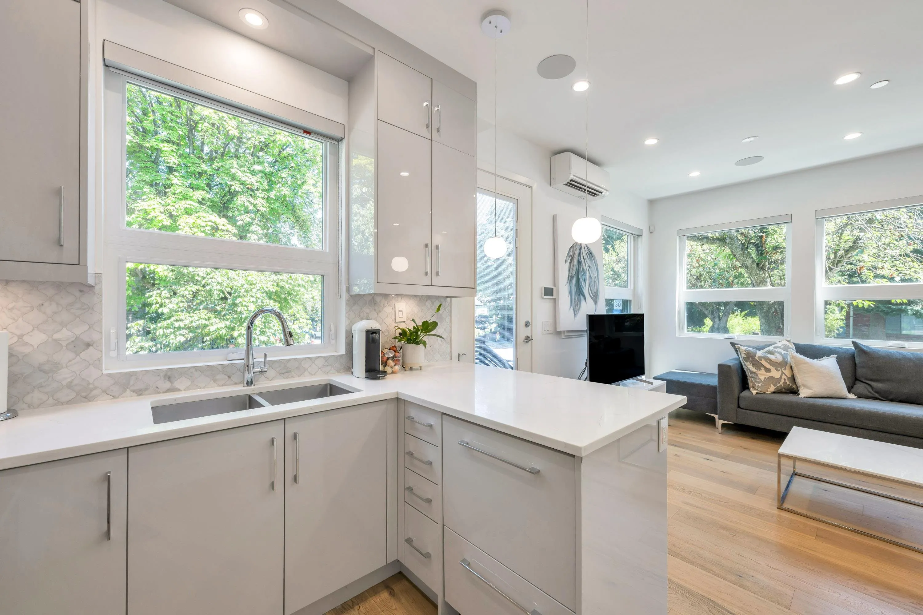 2625 Guelph Street