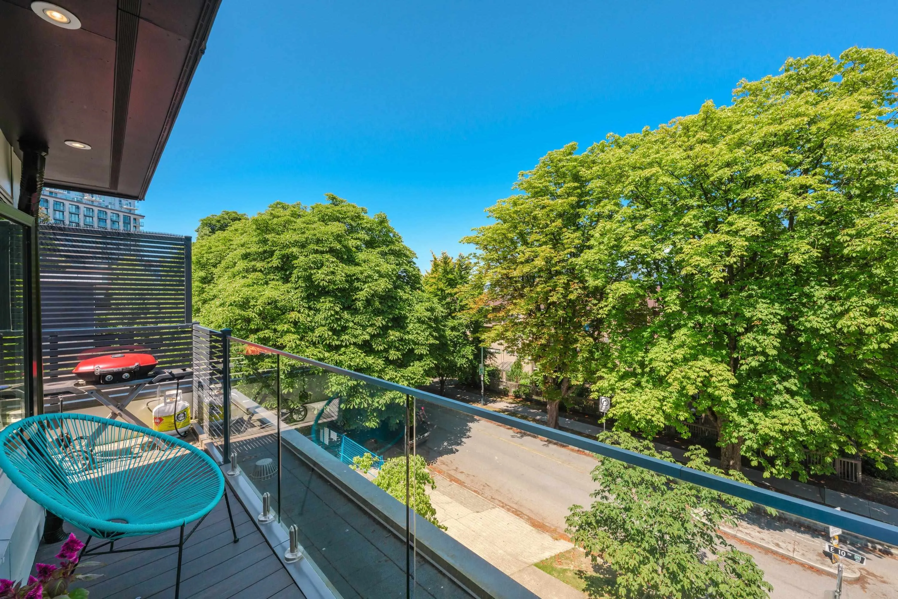 2625 Guelph Street