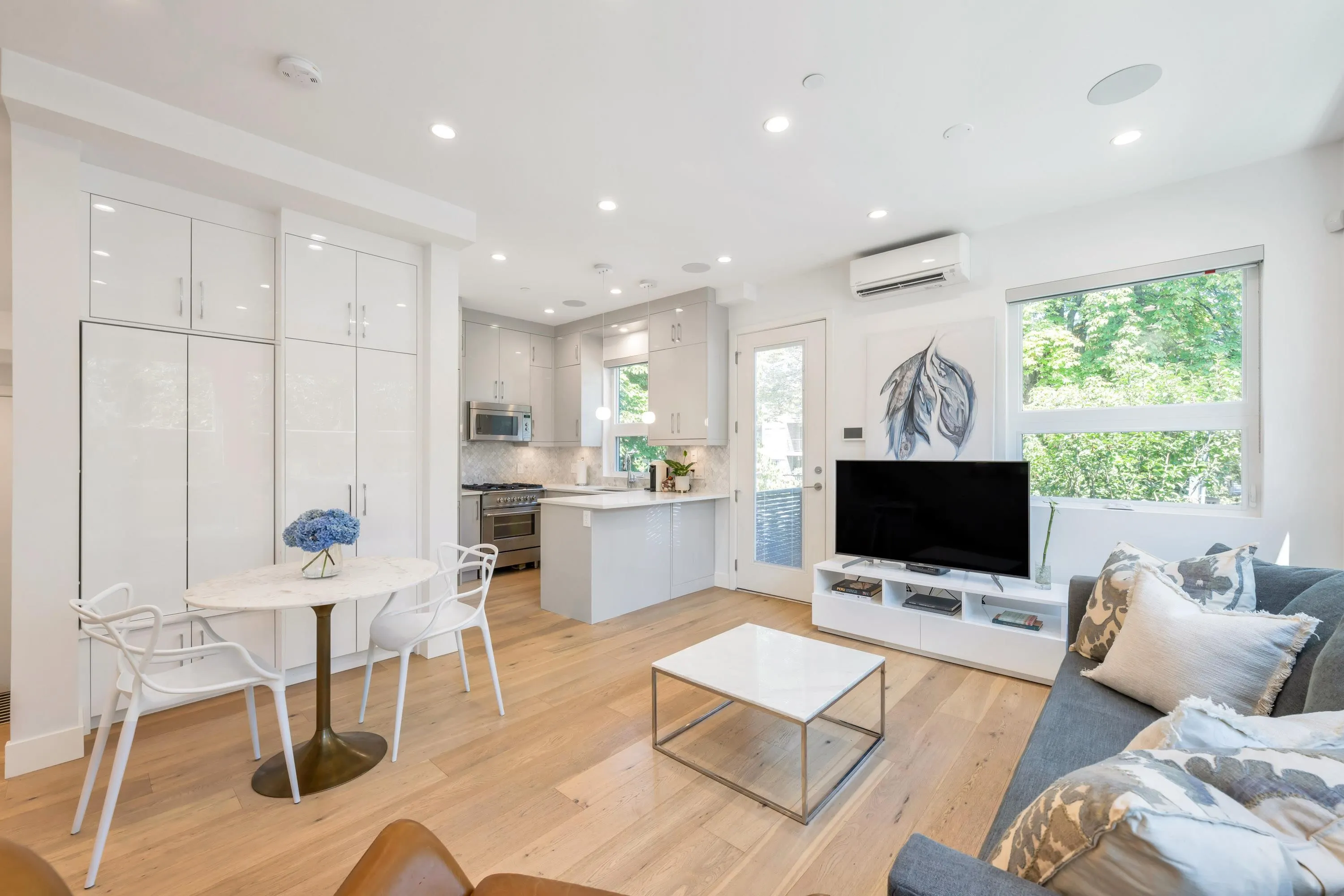 2625 Guelph Street