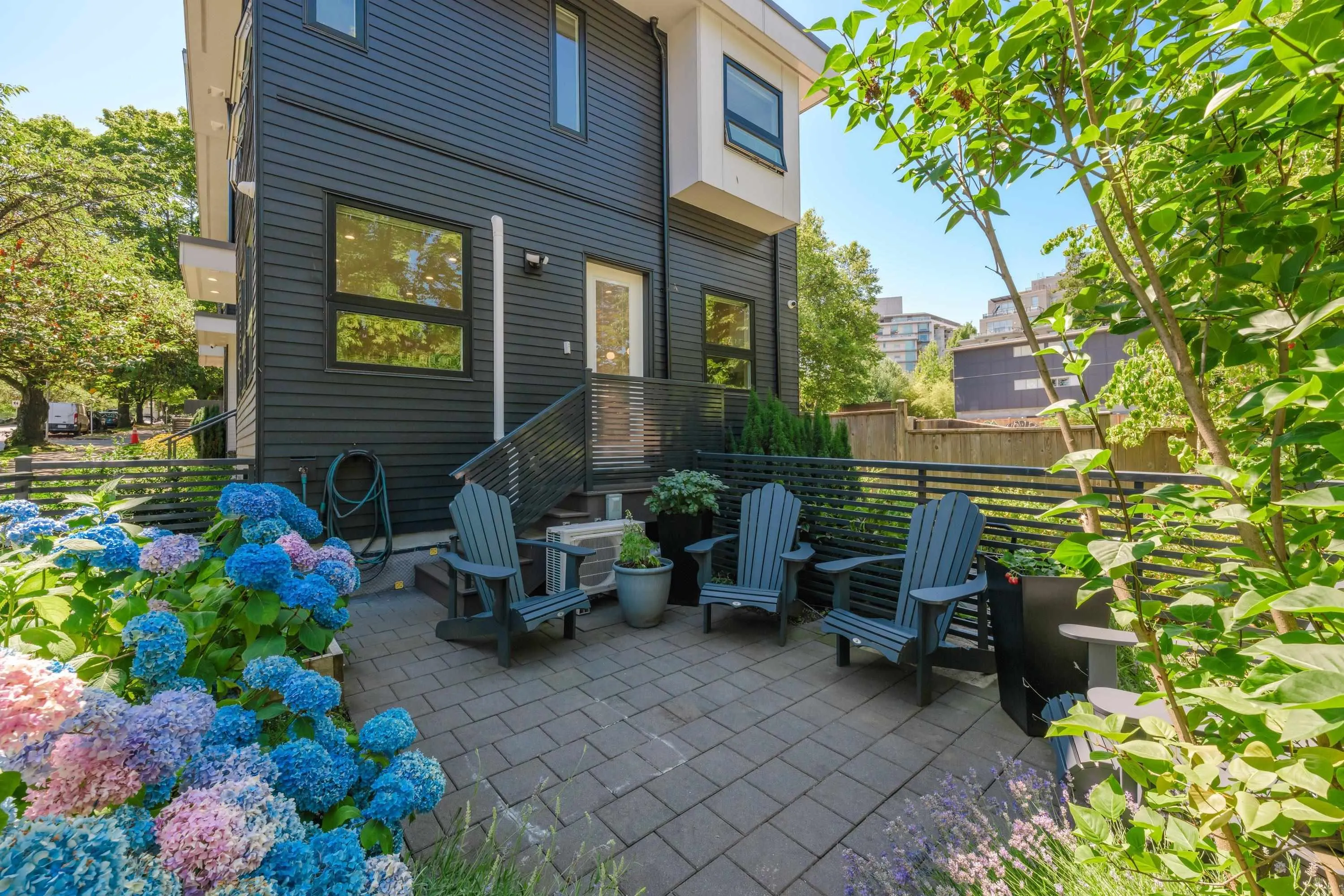 2625 Guelph Street