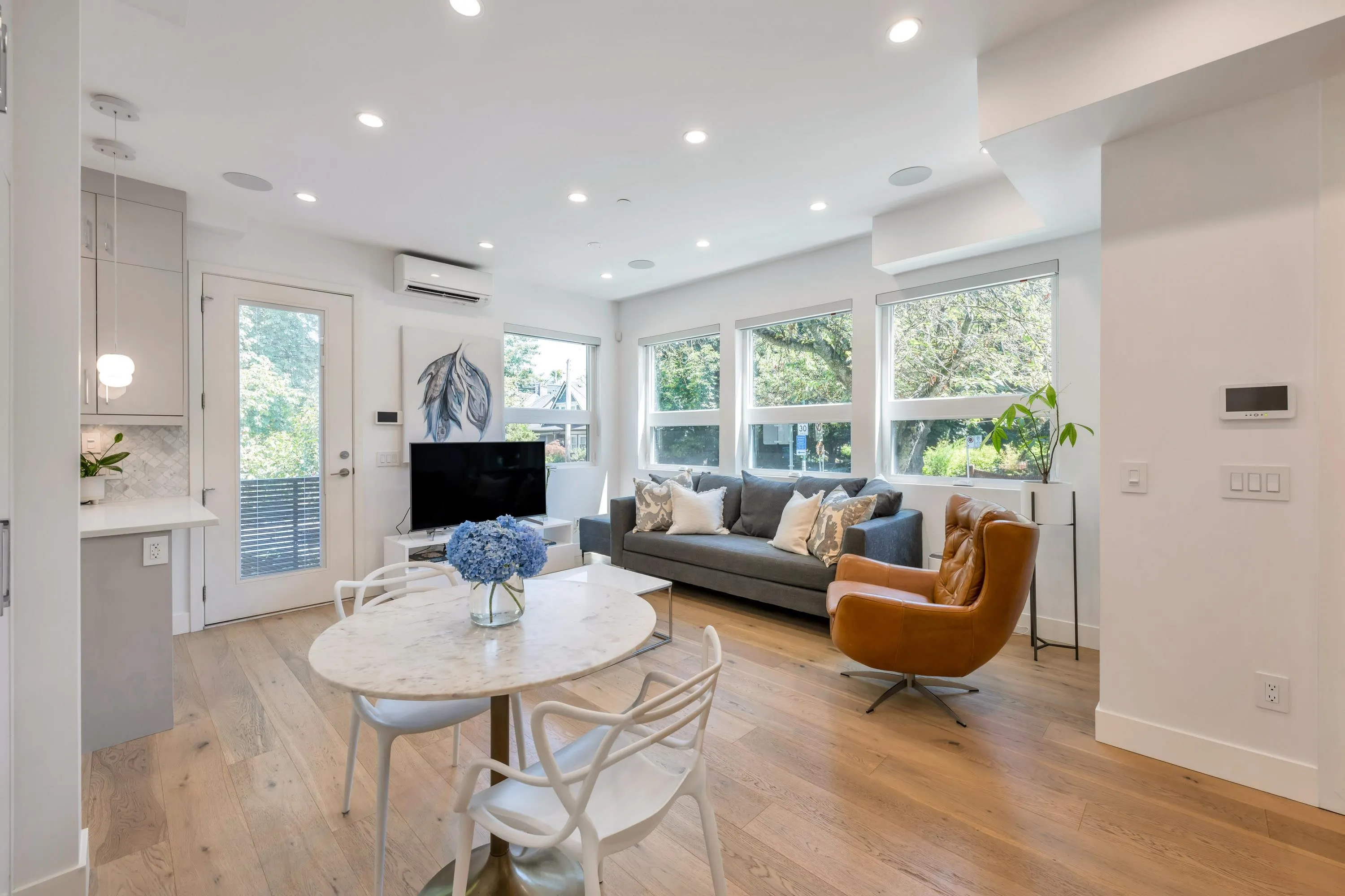 2625 Guelph Street