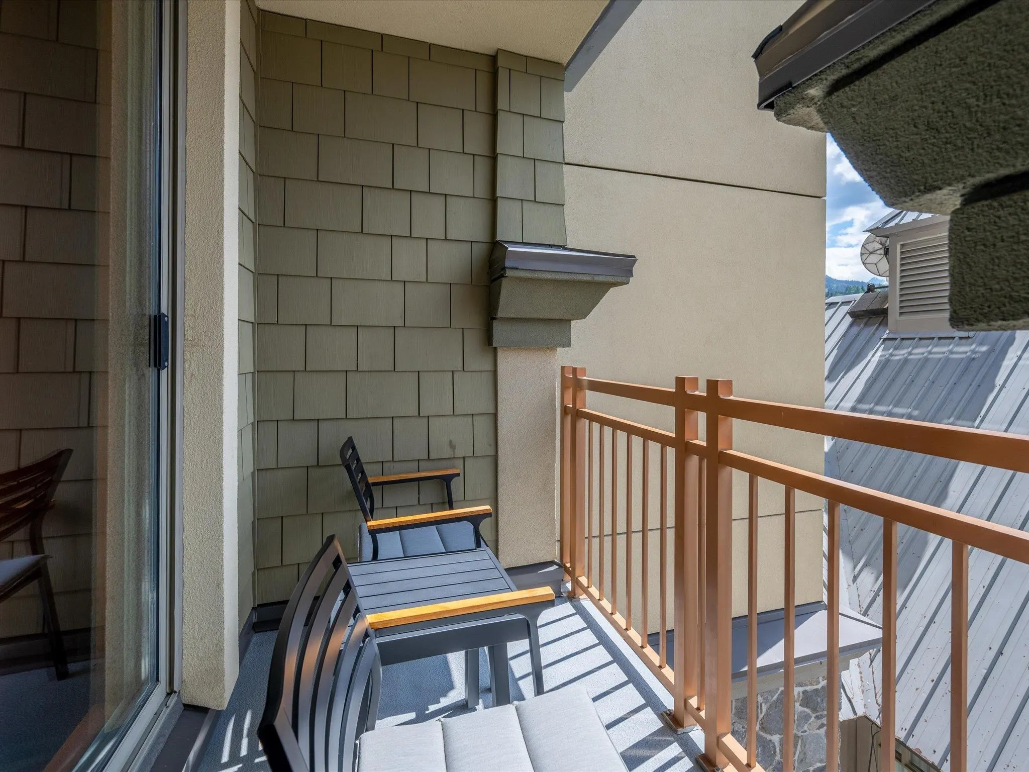 6603 4299 Blackcomb Way