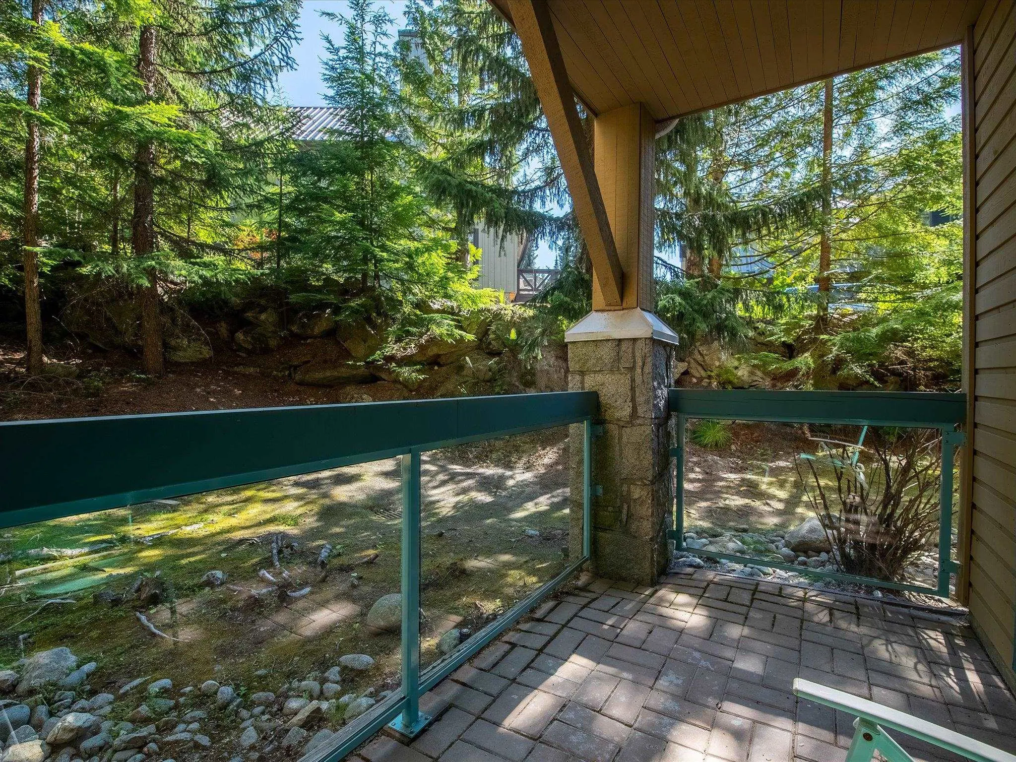209 4865 Painted Cliff Road