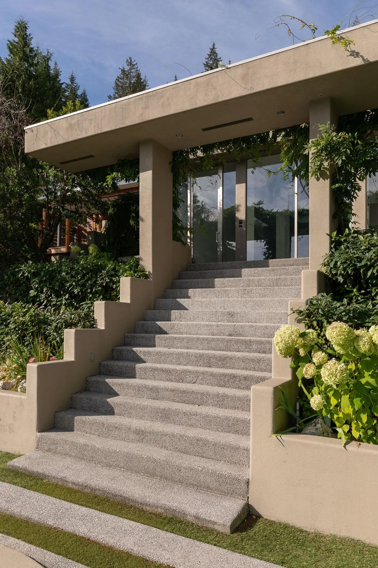 2724 Panorama Drive