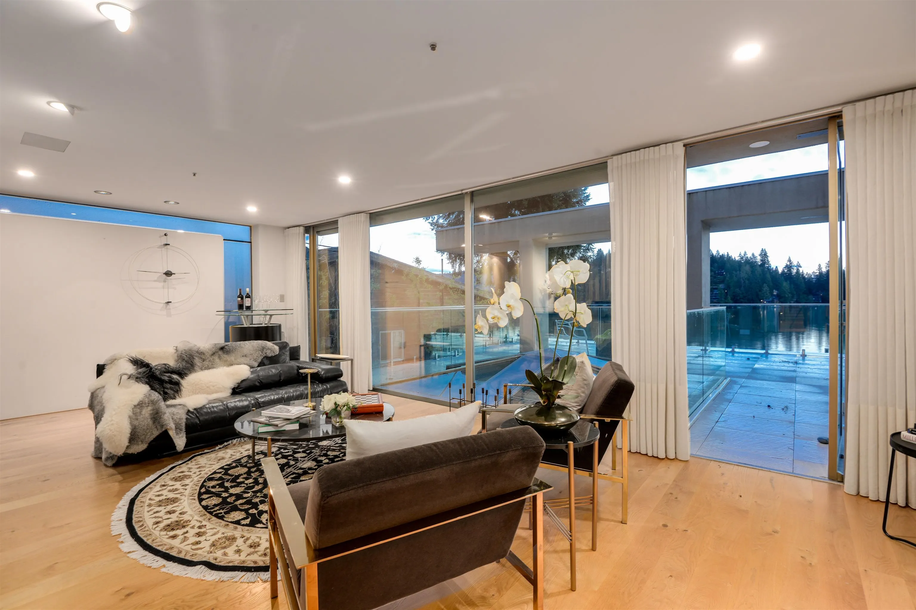2724 Panorama Drive