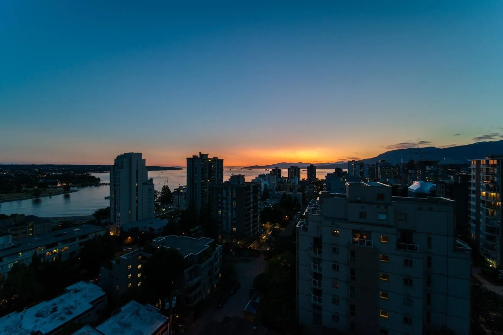 905 1250 Burnaby Street