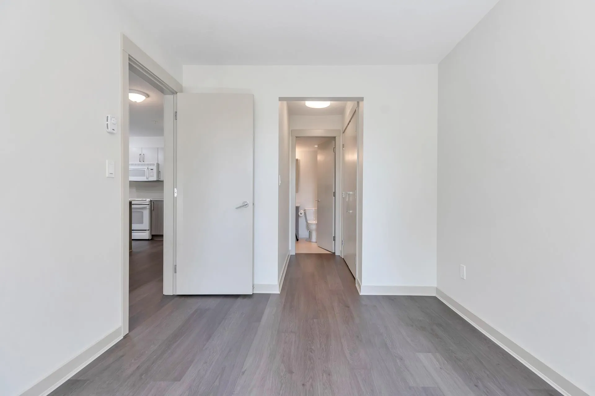 212 8695 160 Street