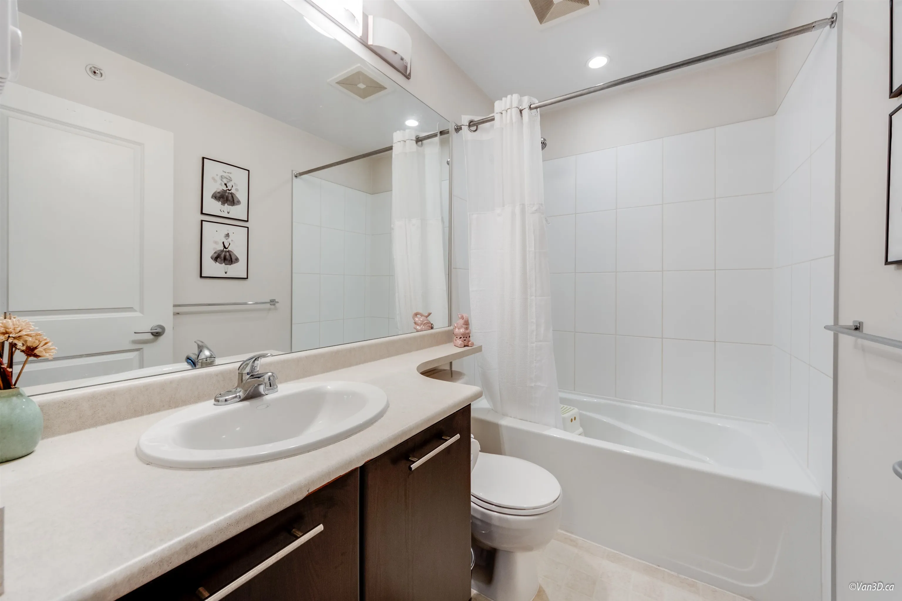 96 2418 Avon Place