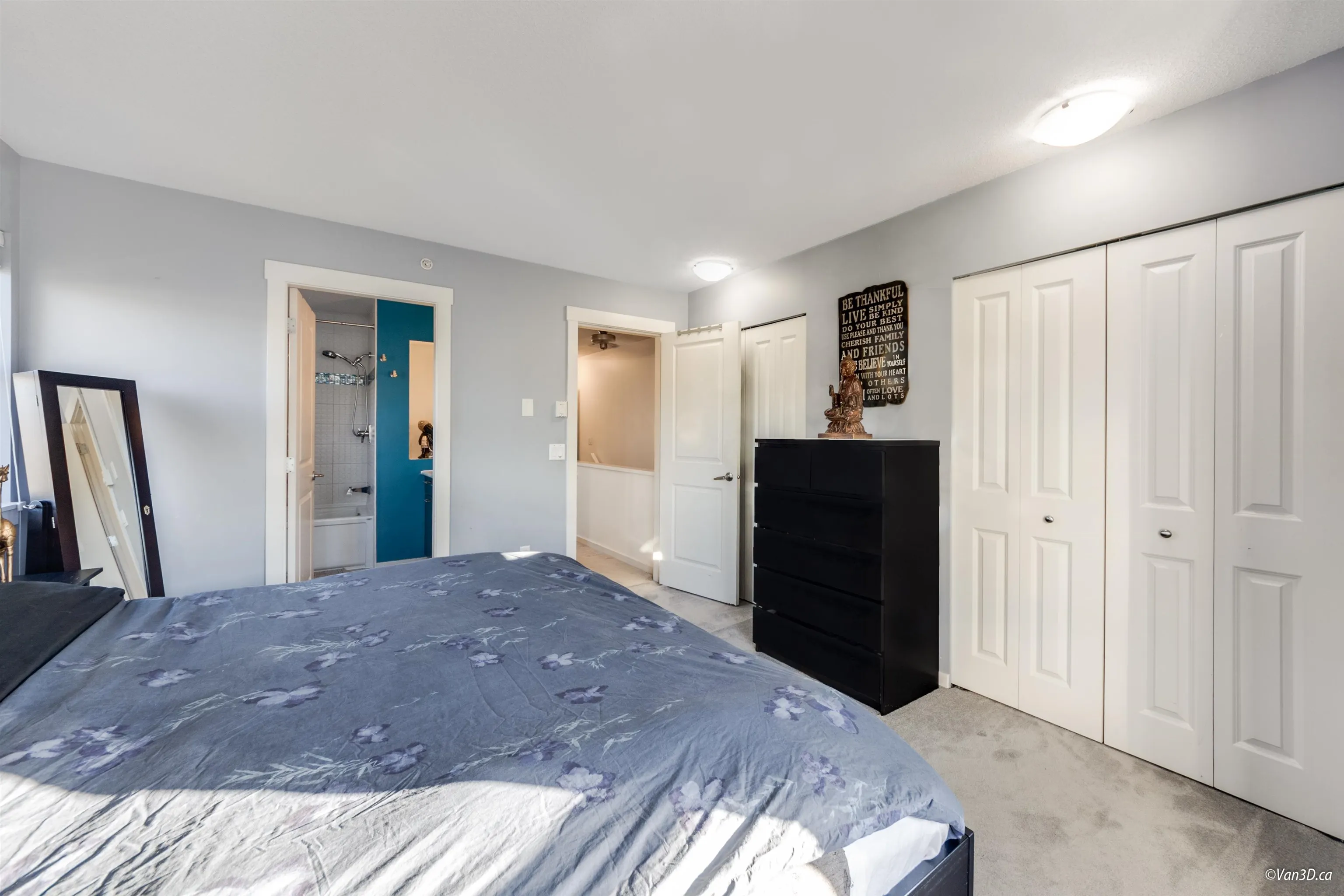 96 2418 Avon Place