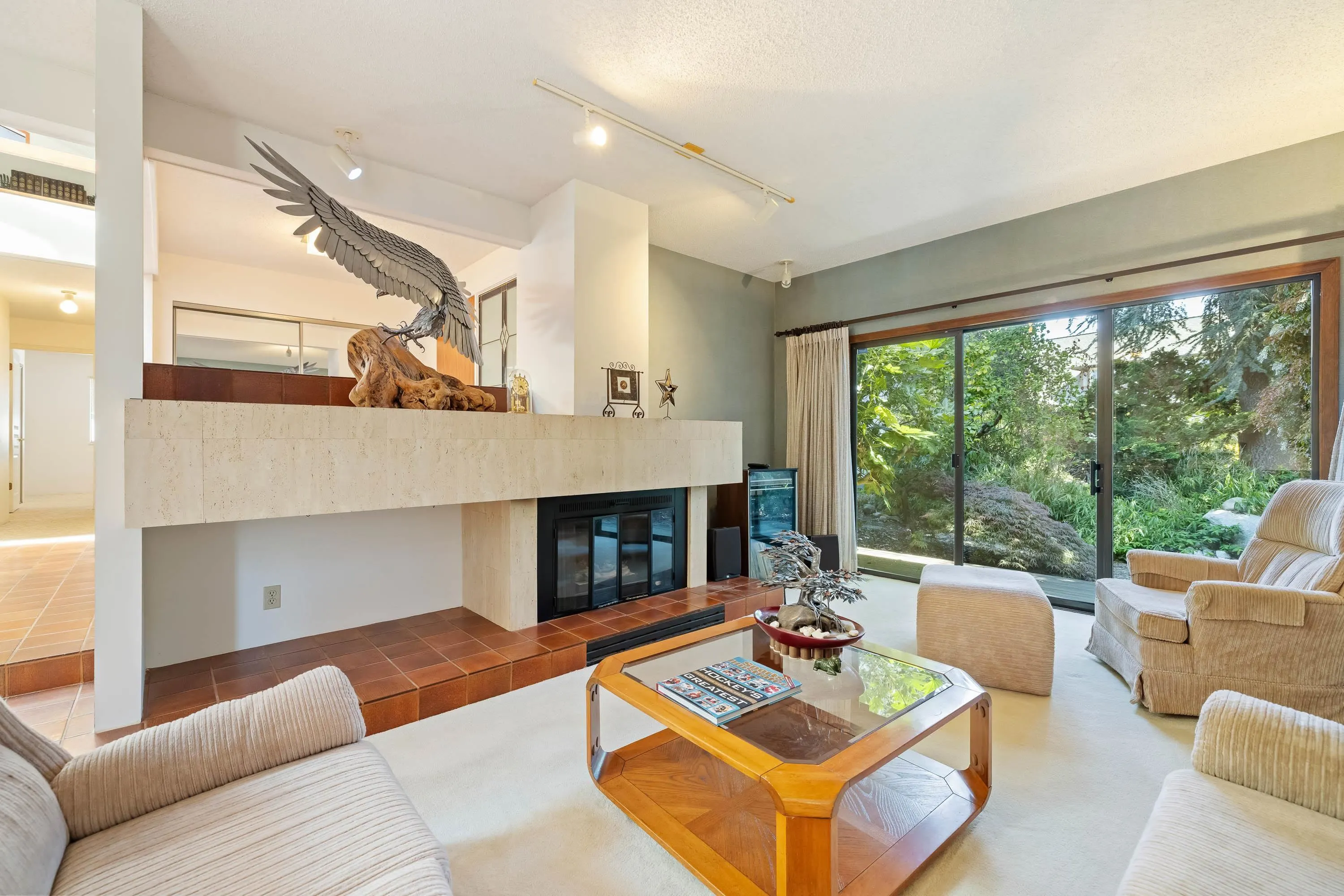 5757 Goldenrod Crescent