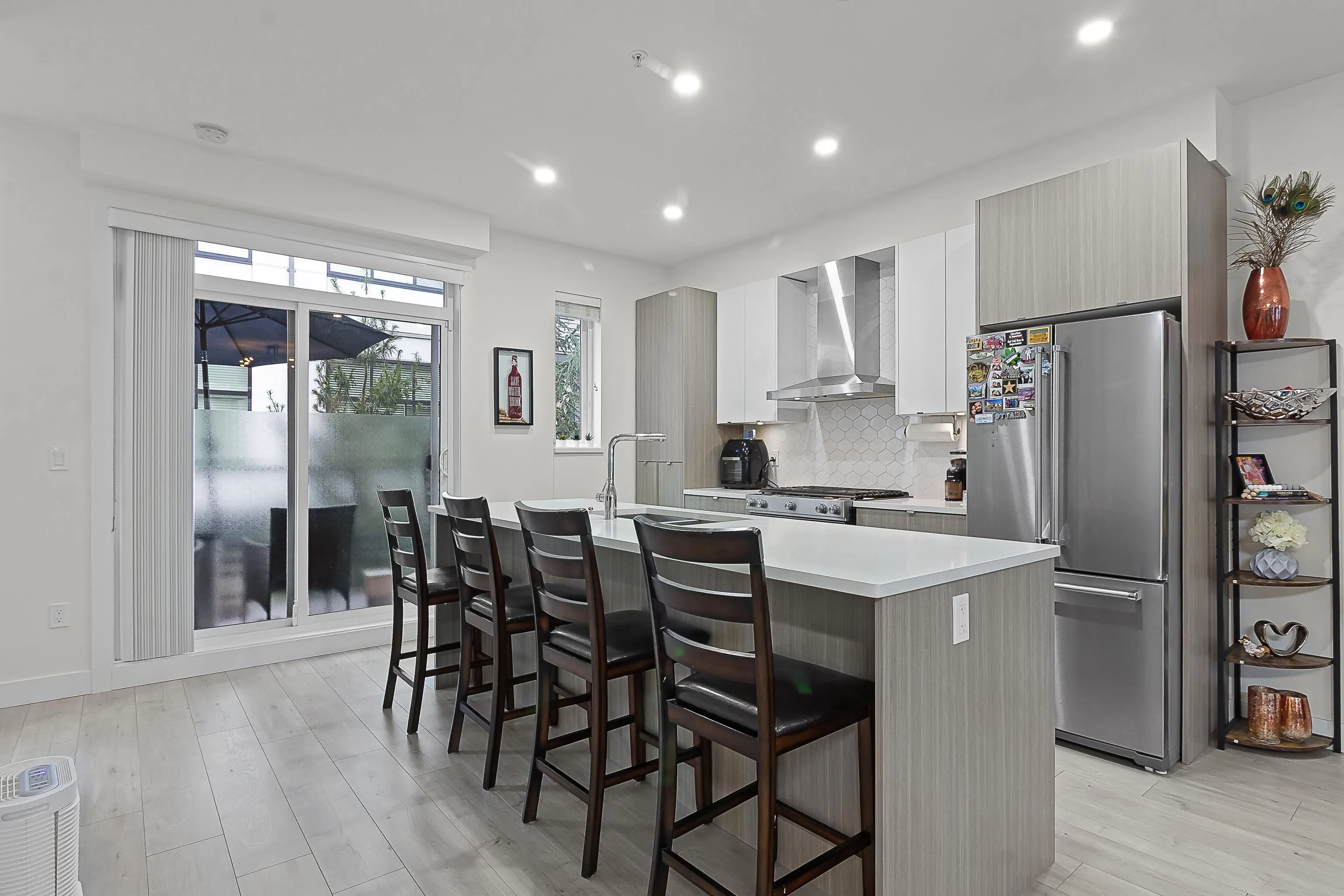 127 7947 209 Street