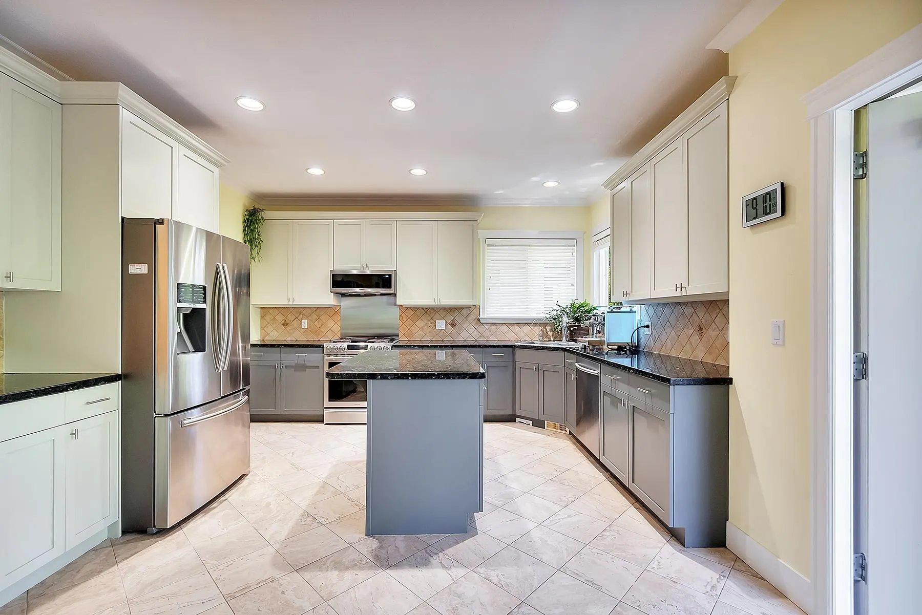 11259 Blaney Crescent