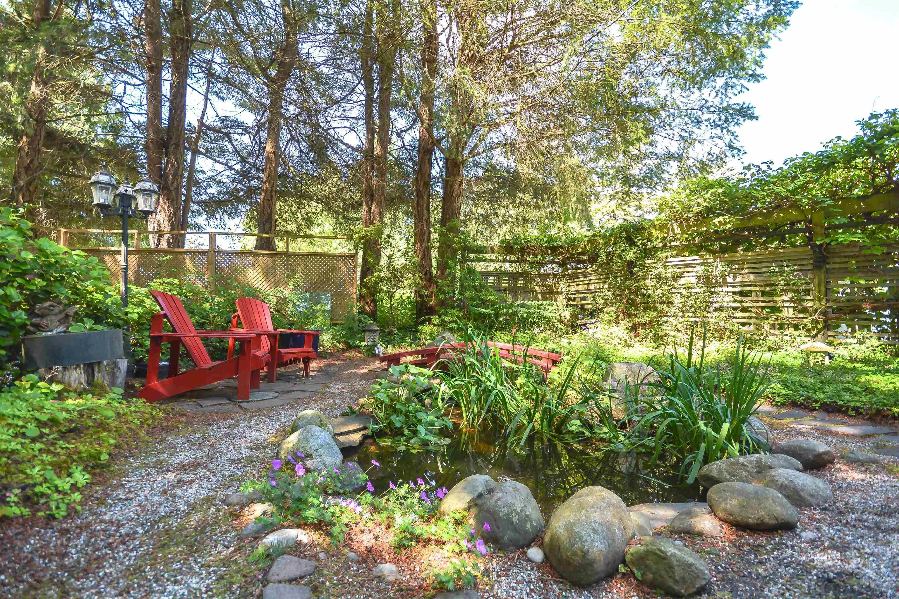 1498 Braid Road