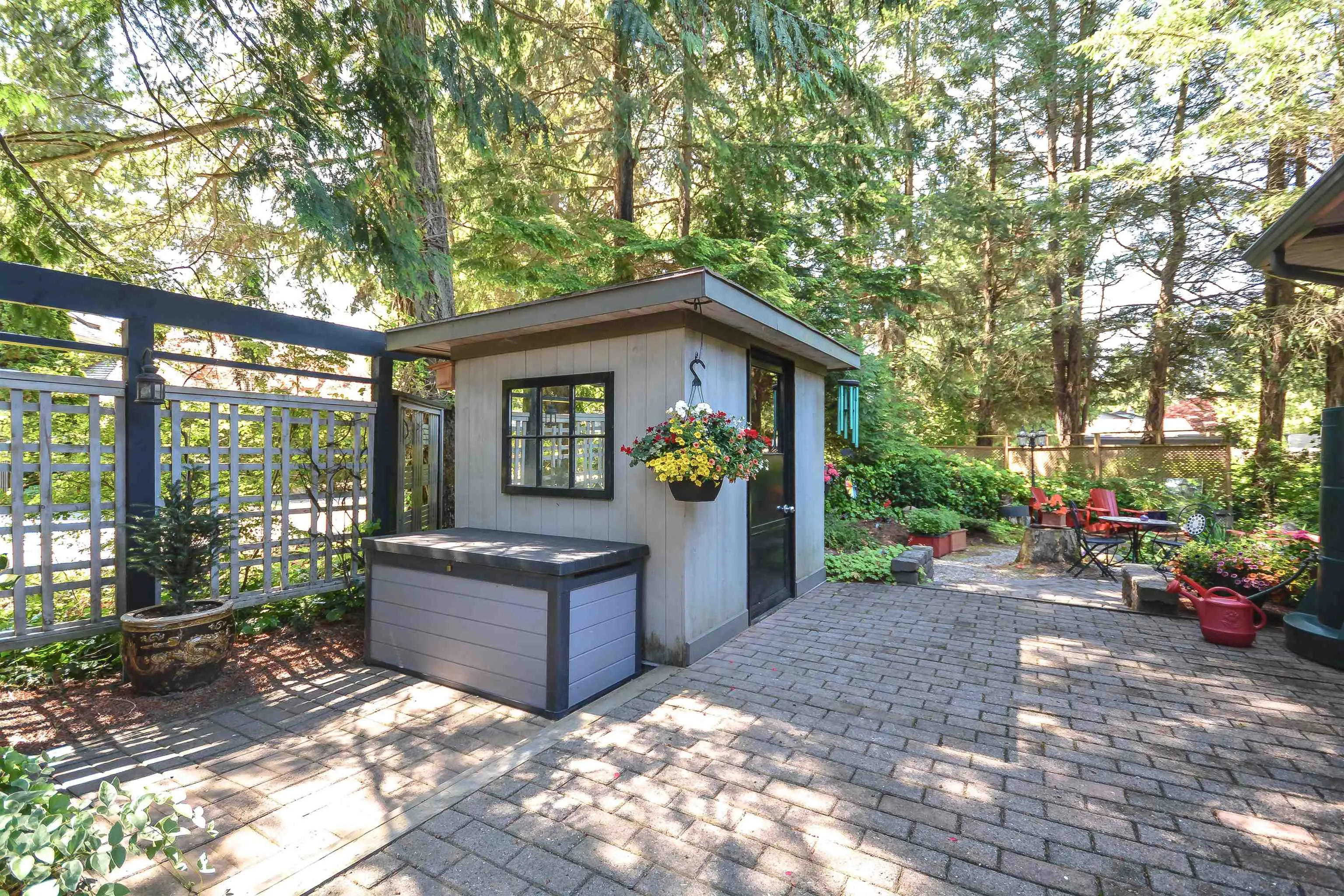 1498 Braid Road