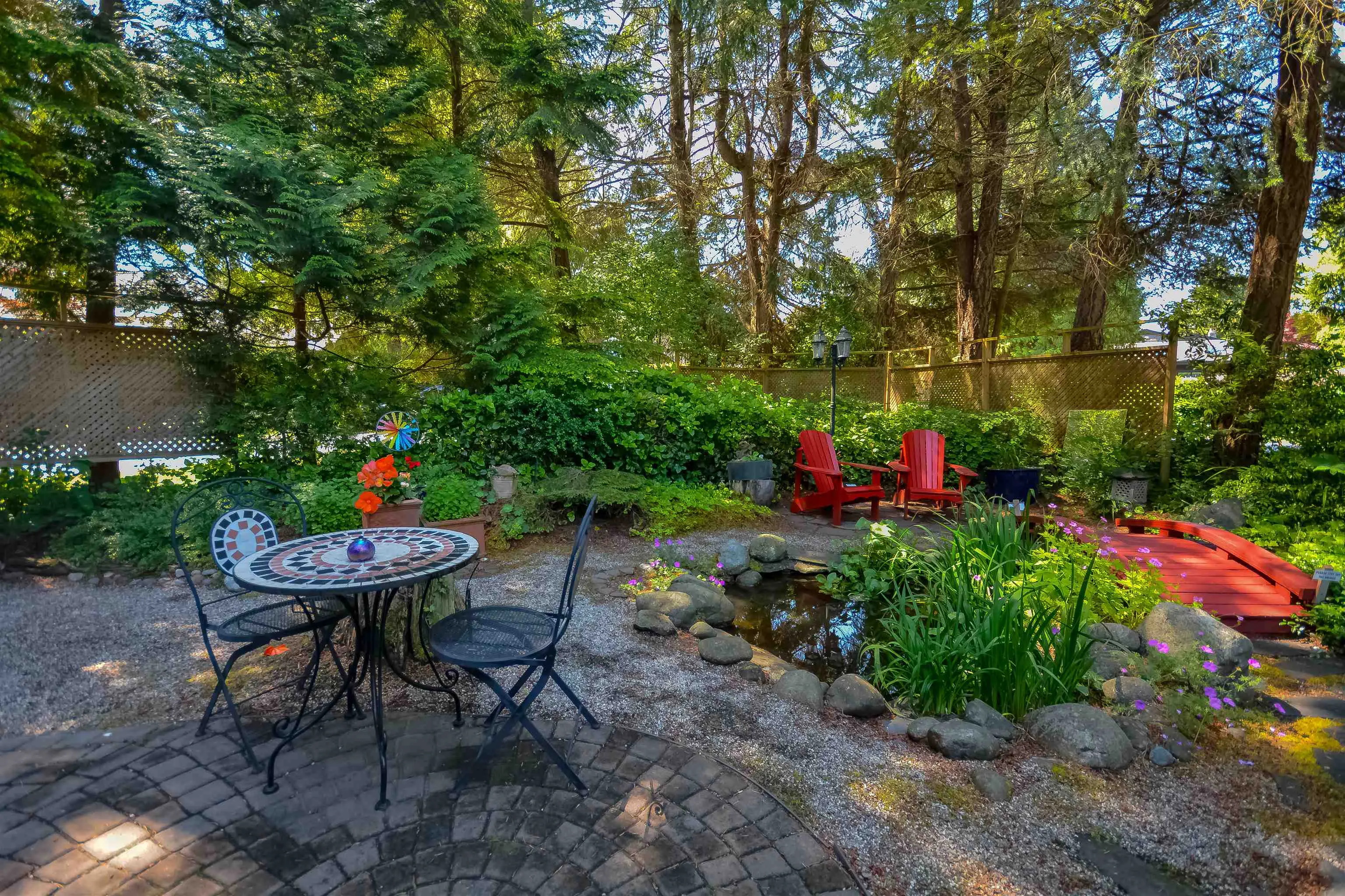 1498 Braid Road