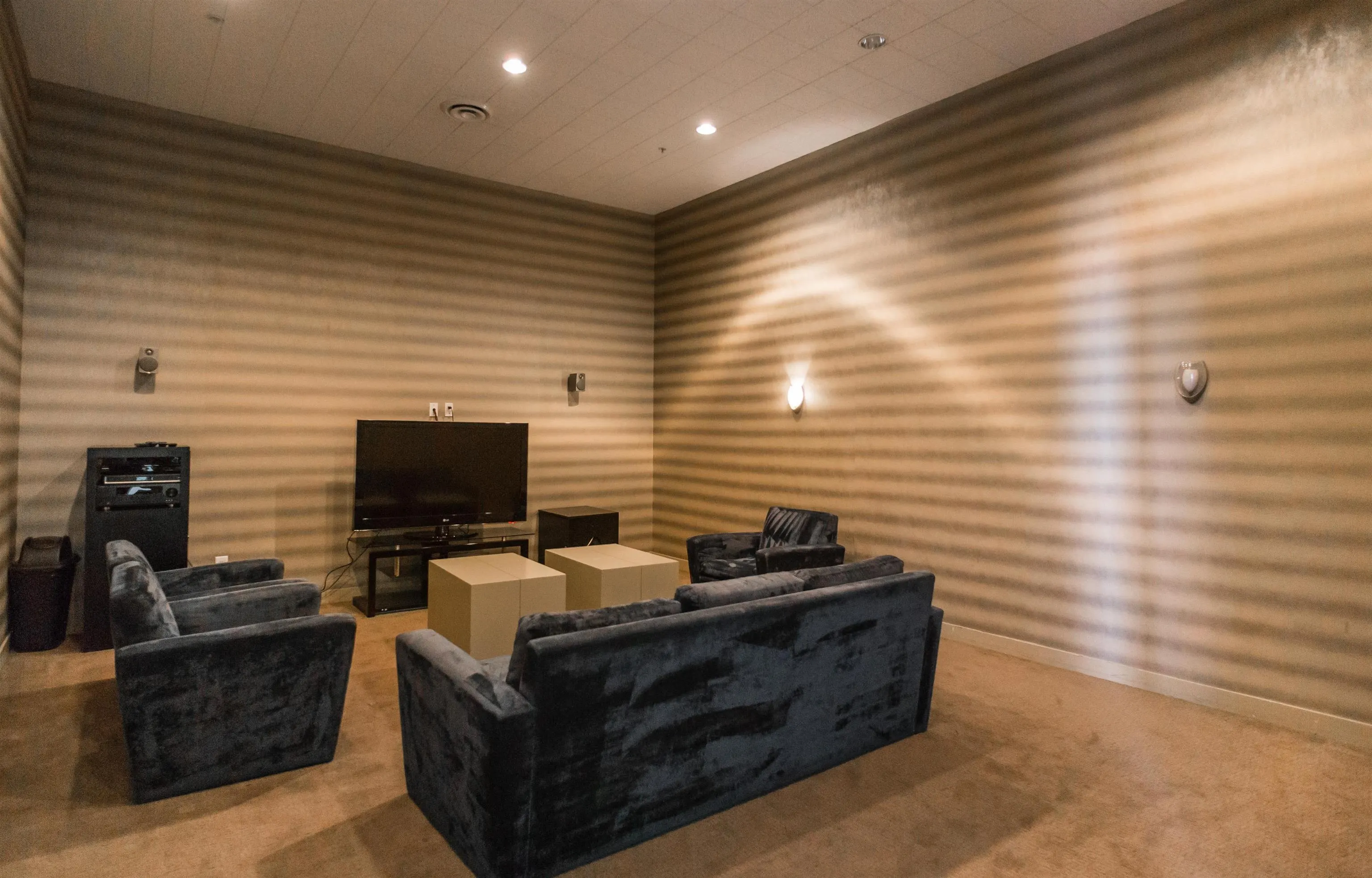 4001 1408 Strathmore Mews