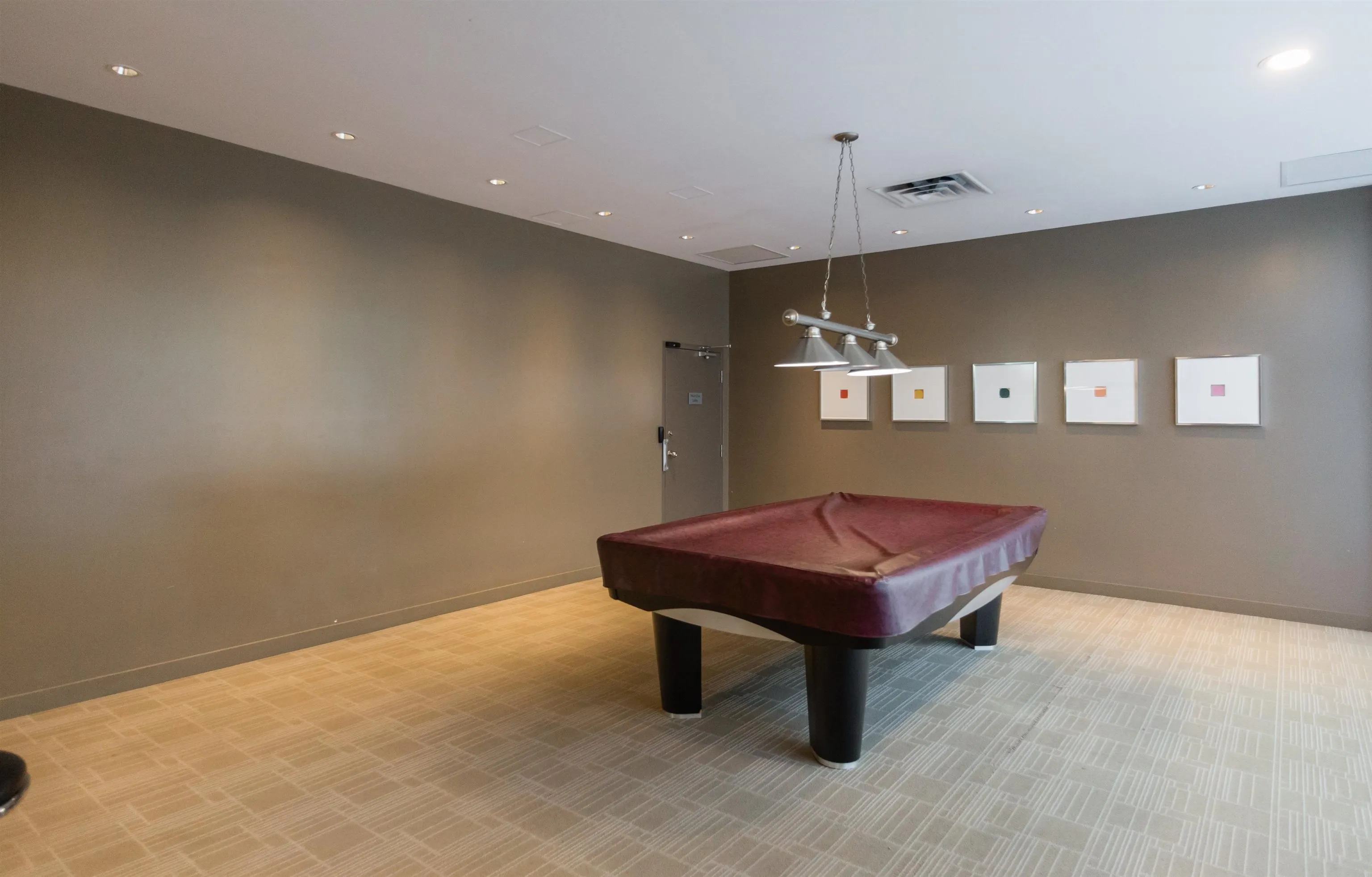 4001 1408 Strathmore Mews
