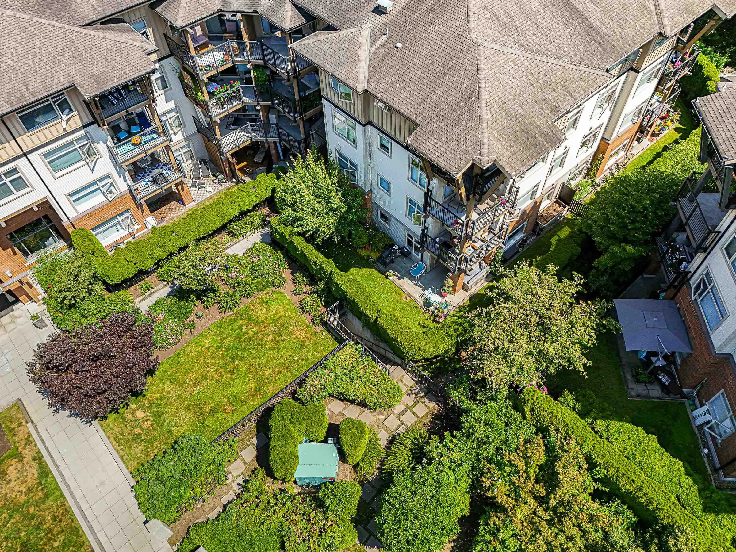 107 300 Klahanie Drive