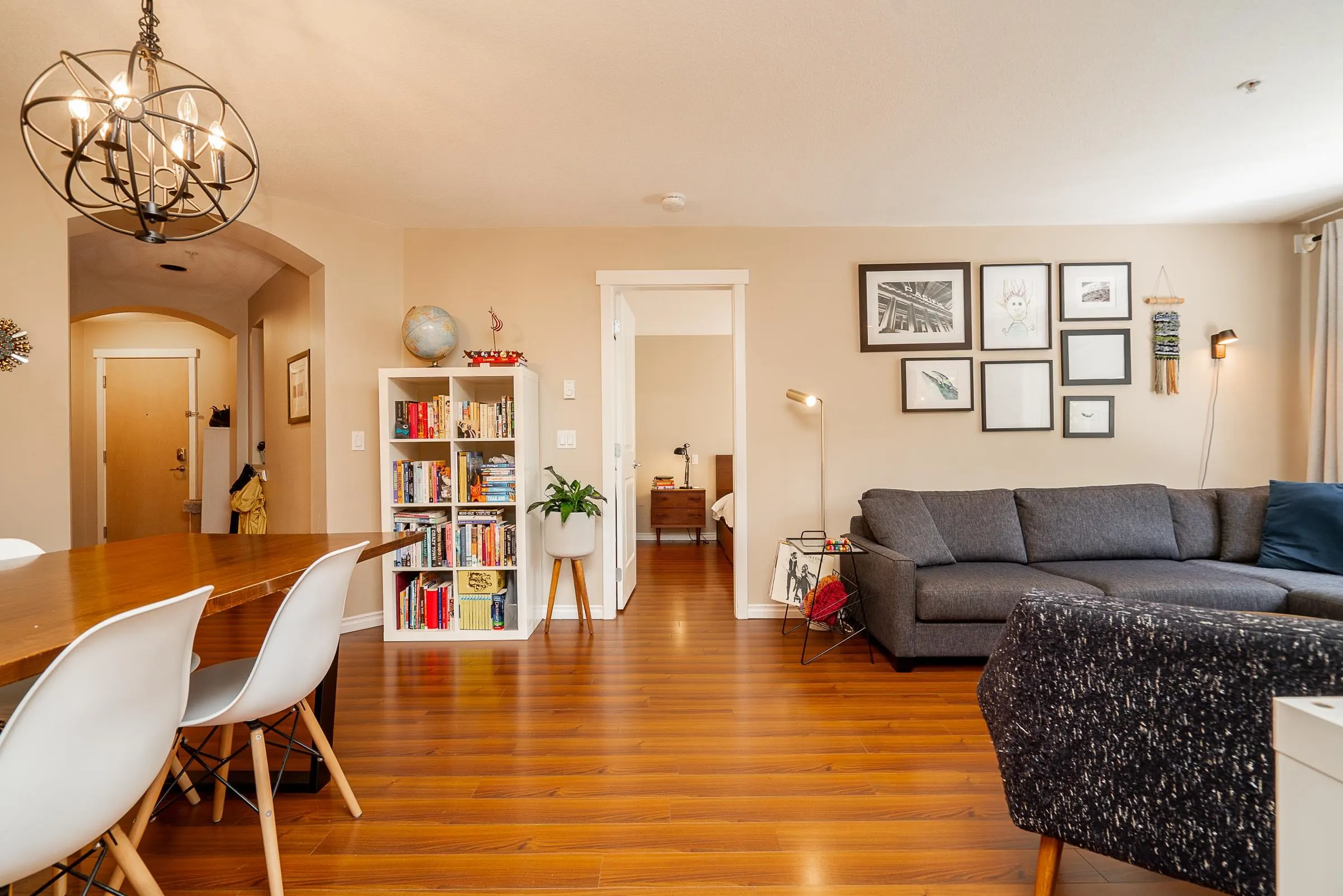 107 300 Klahanie Drive