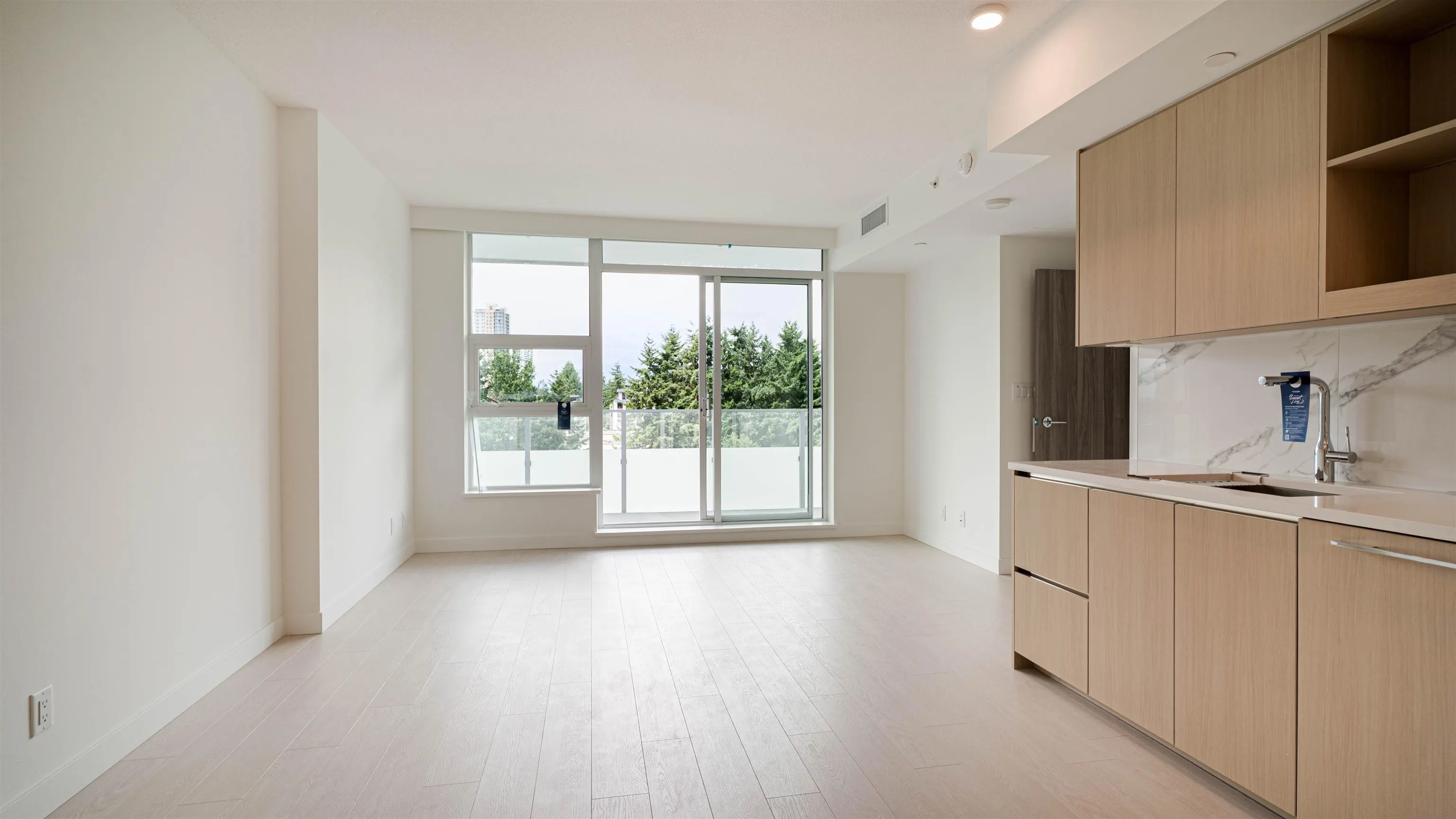 902 13778 100th Avenue