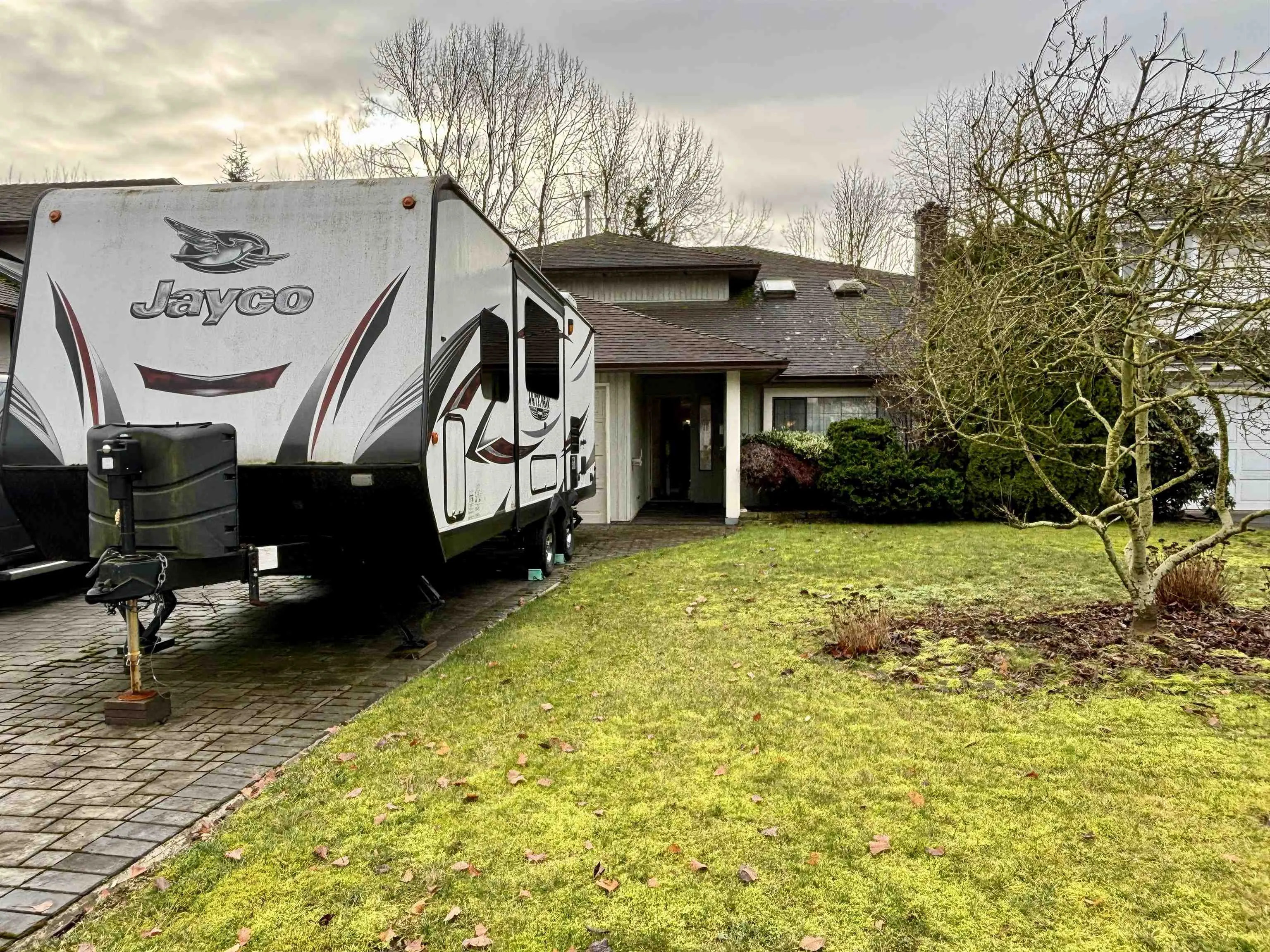460 Glenbrook Drive
