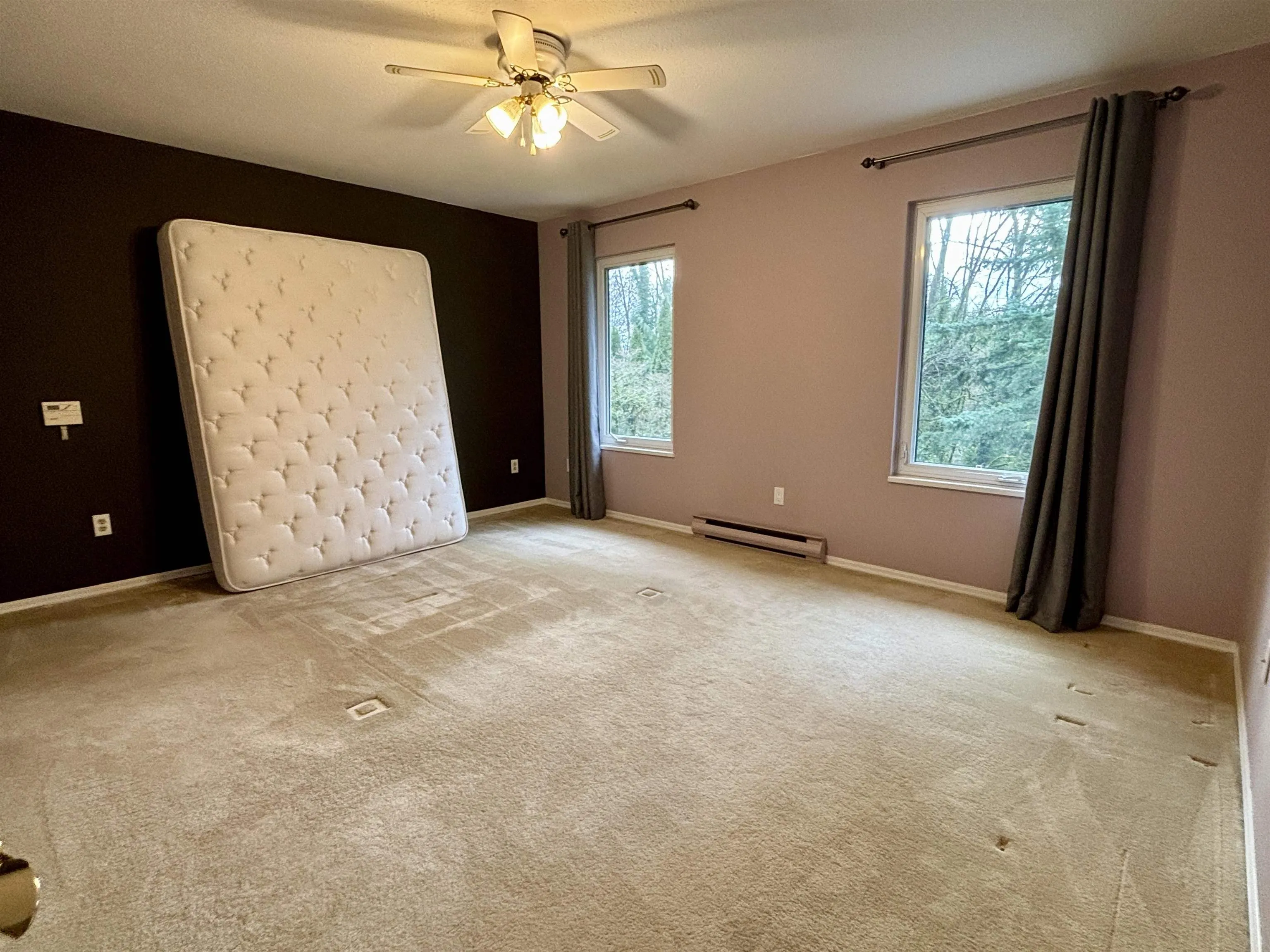 460 Glenbrook Drive