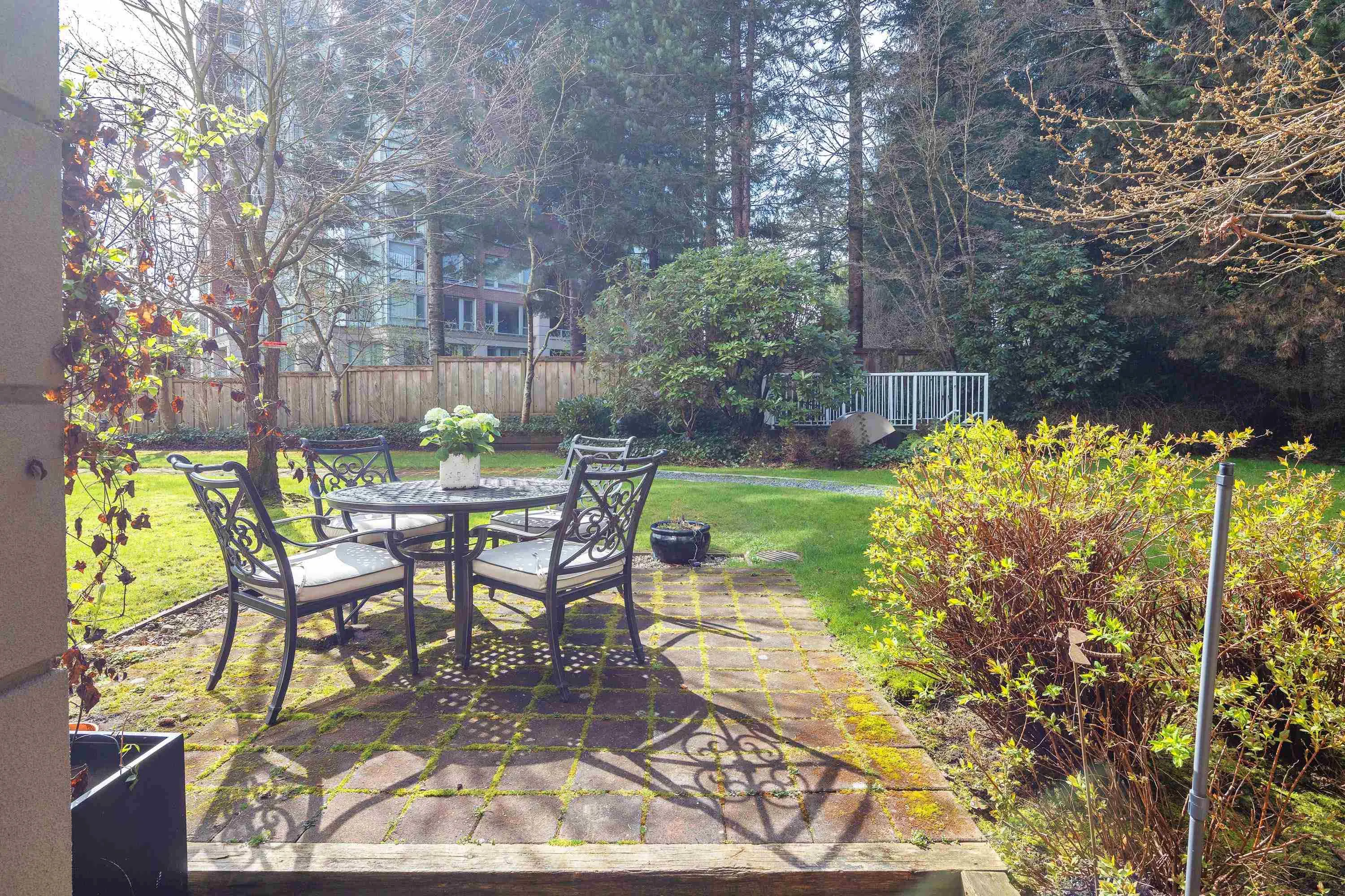 125 5735 Hampton Place