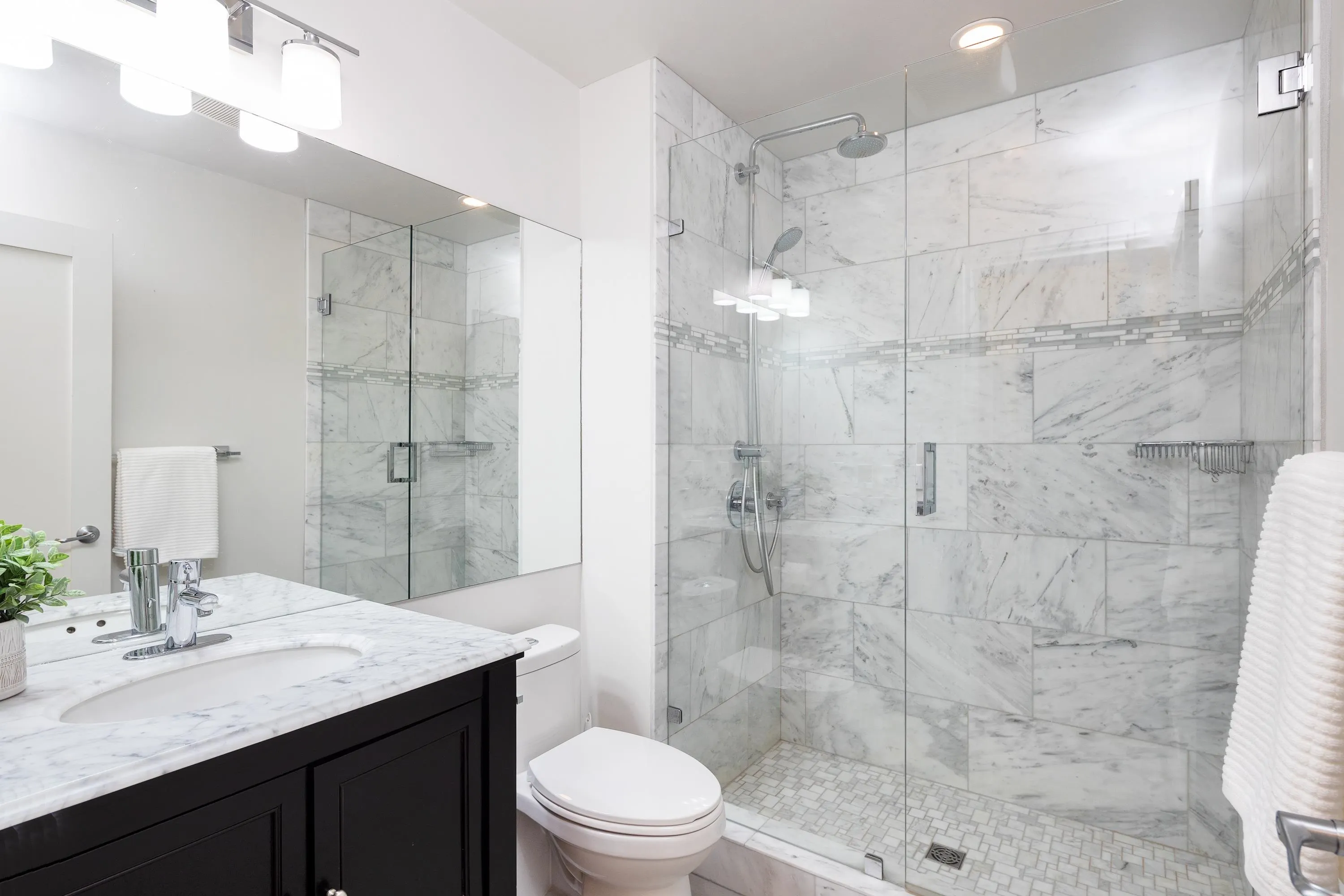 125 5735 Hampton Place