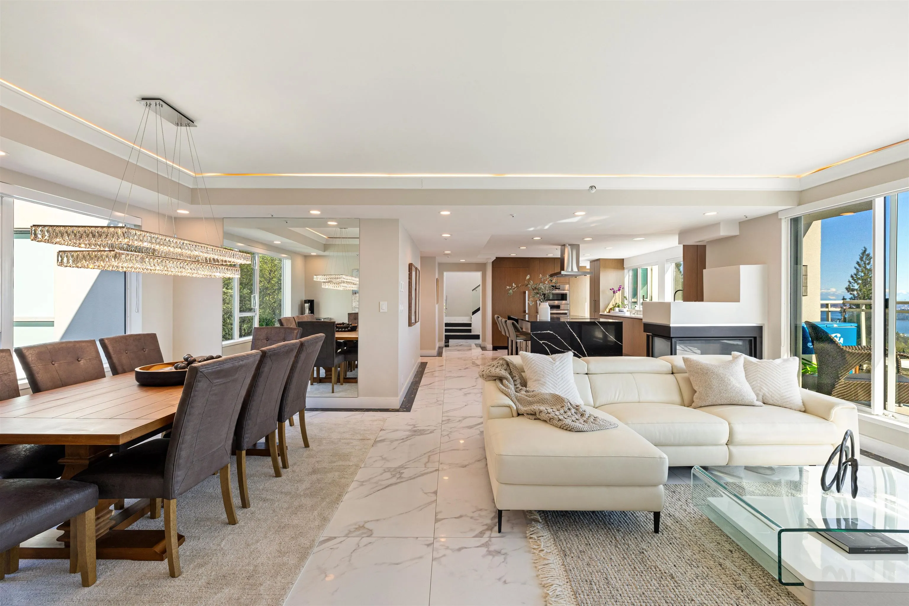 701 3105 Deer Ridge Drive