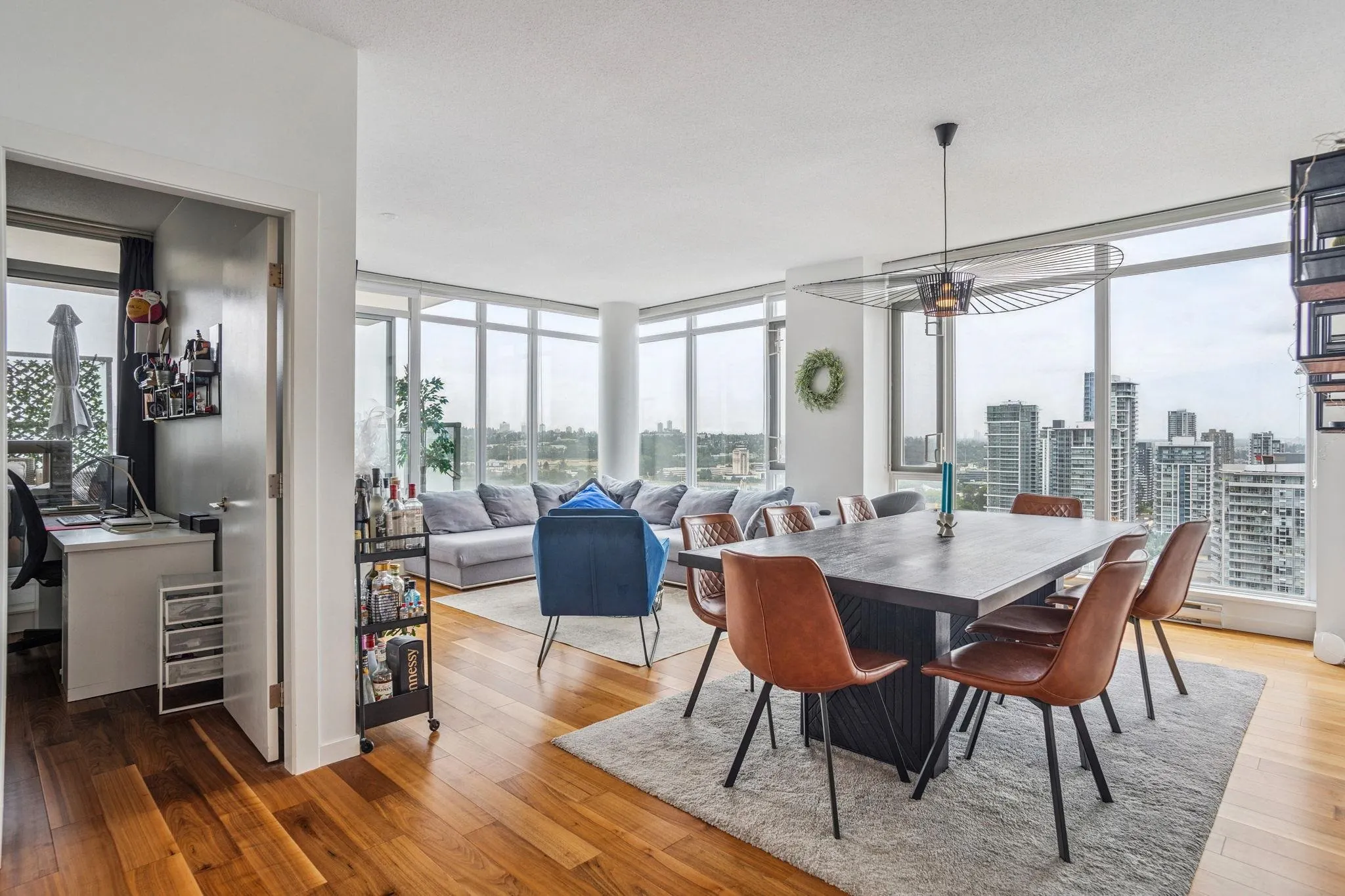 3101 2133 Douglas Road