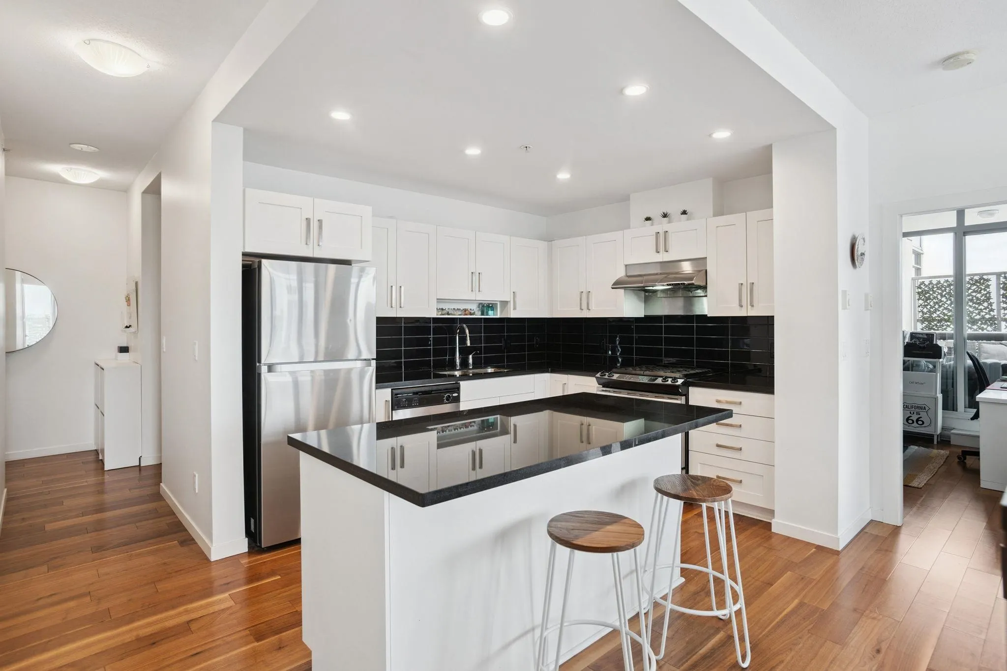3101 2133 Douglas Road