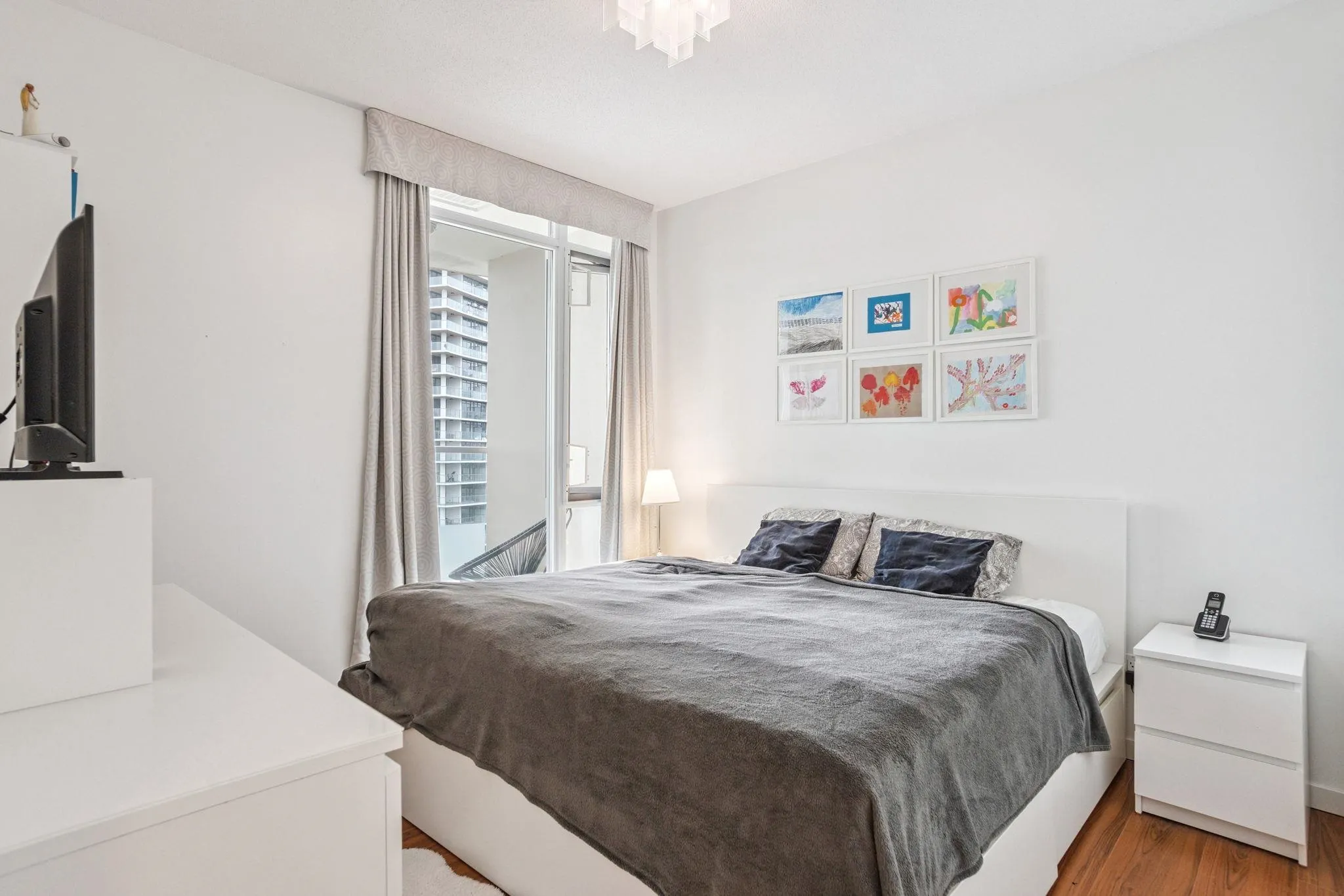 3101 2133 Douglas Road