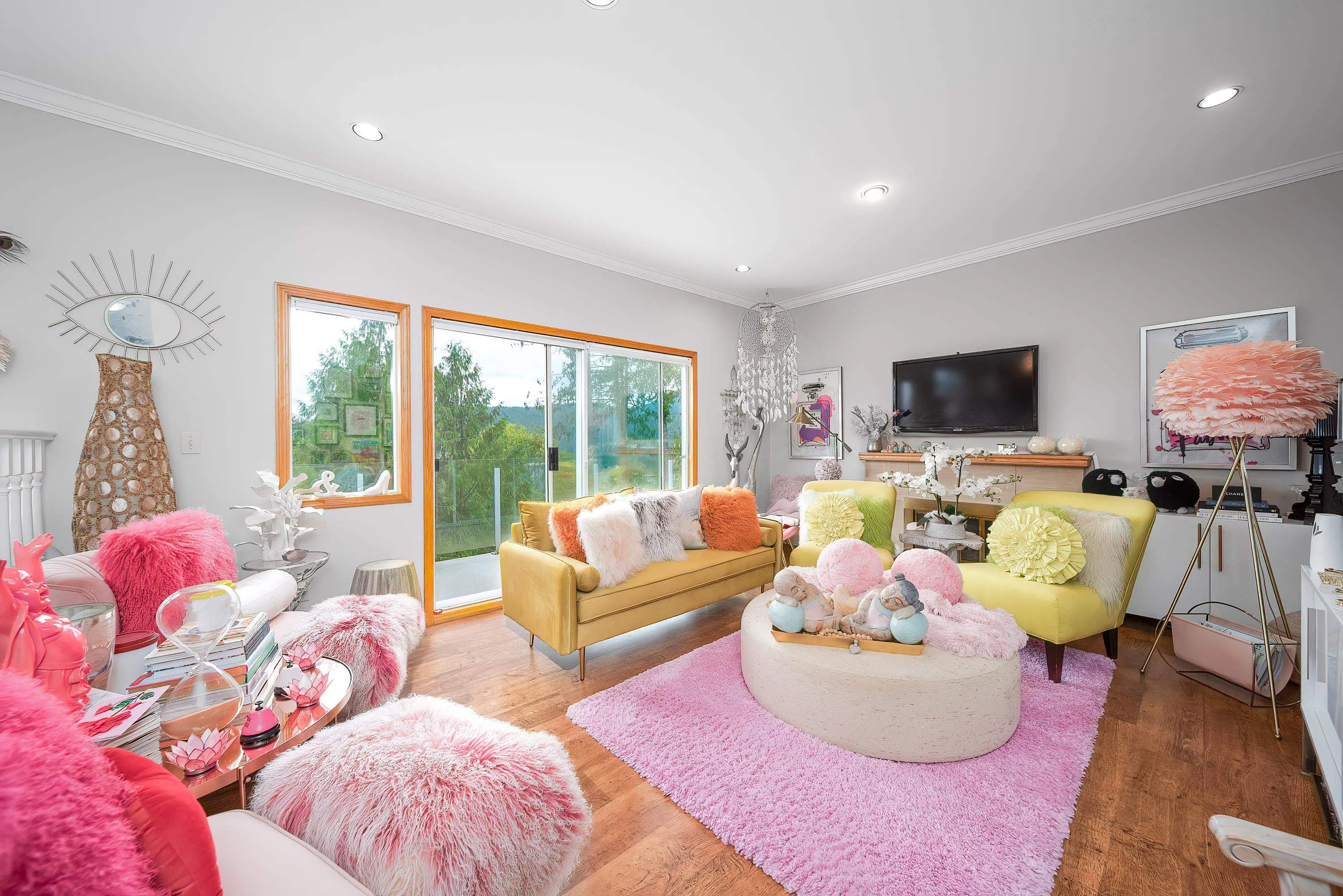 5343 Monte Bre Crescent