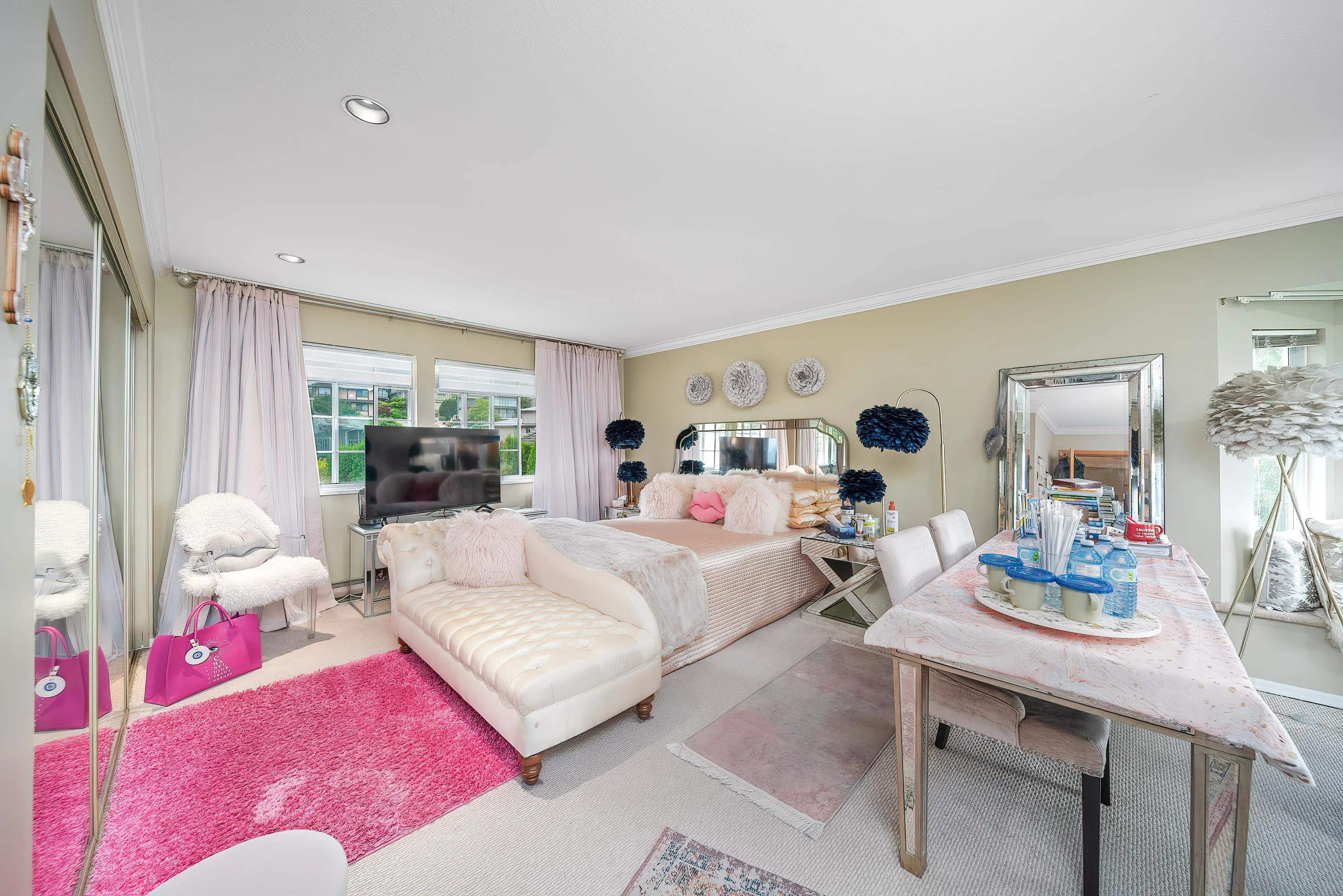 5343 Monte Bre Crescent