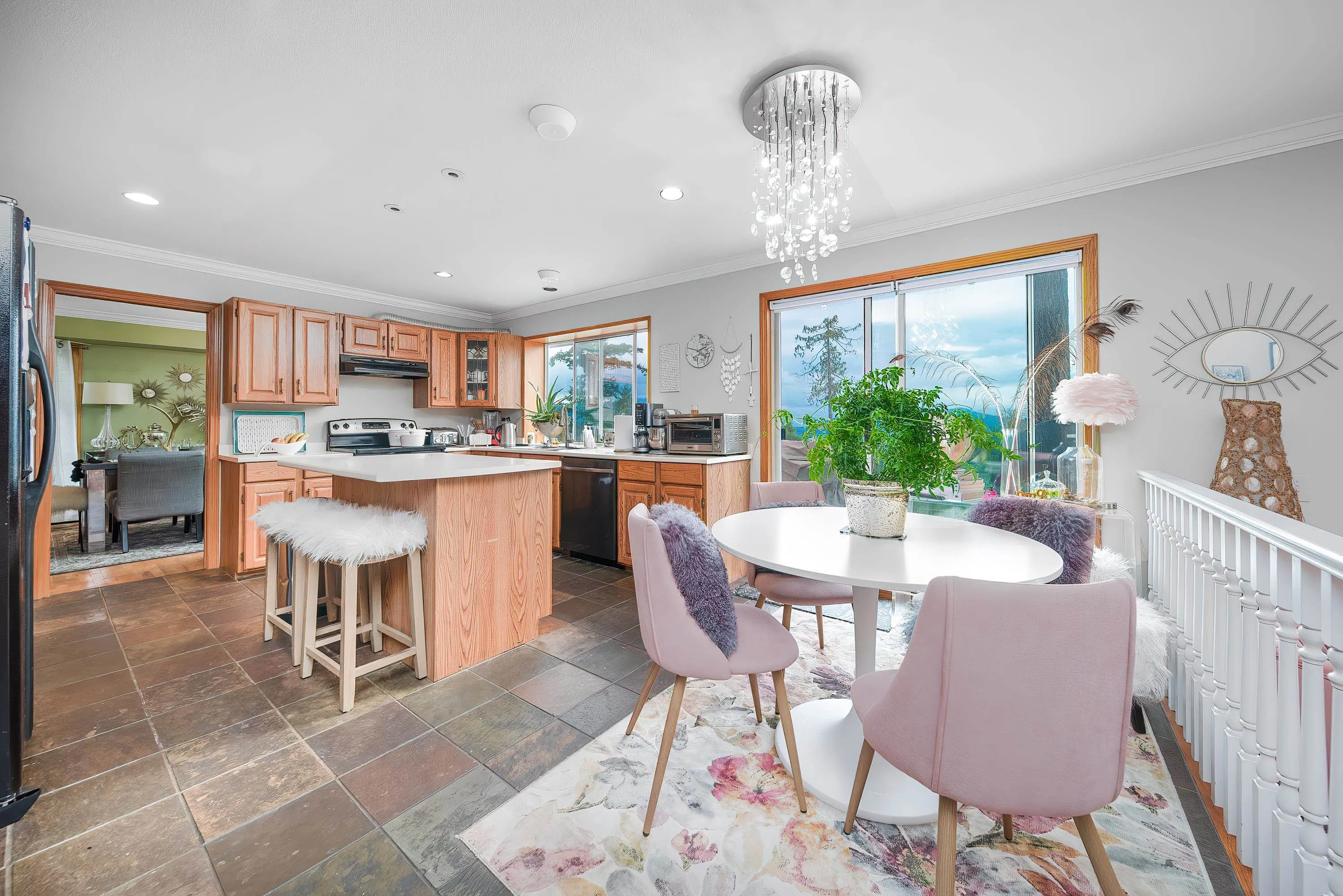 5343 Monte Bre Crescent