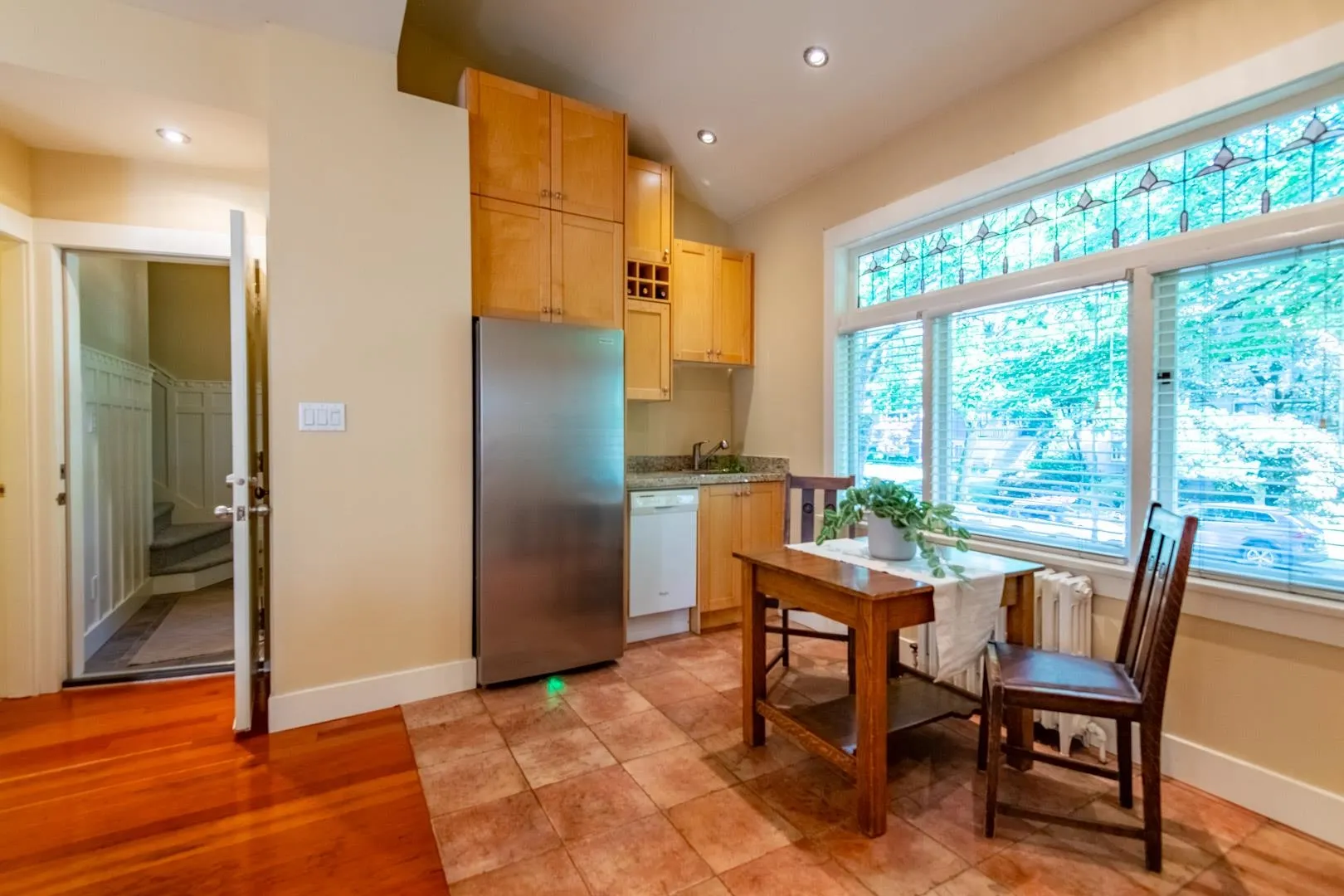 179 W 18th Avenue