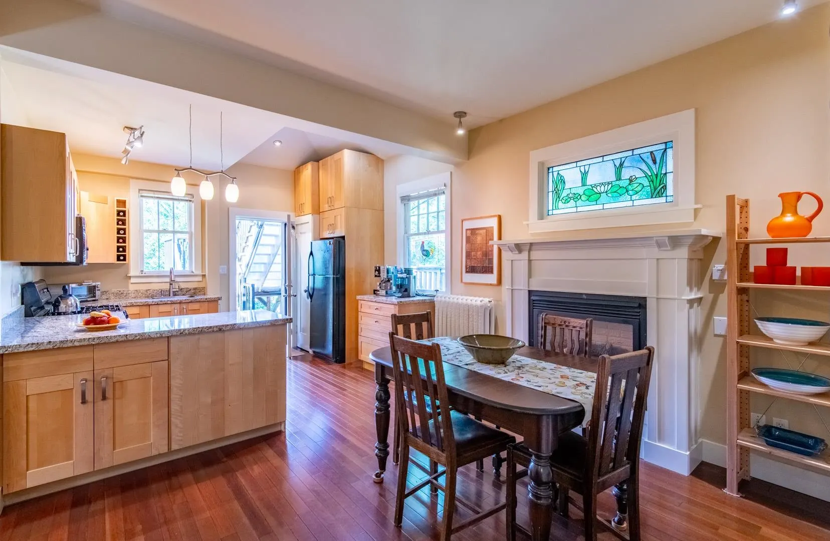 179 W 18th Avenue