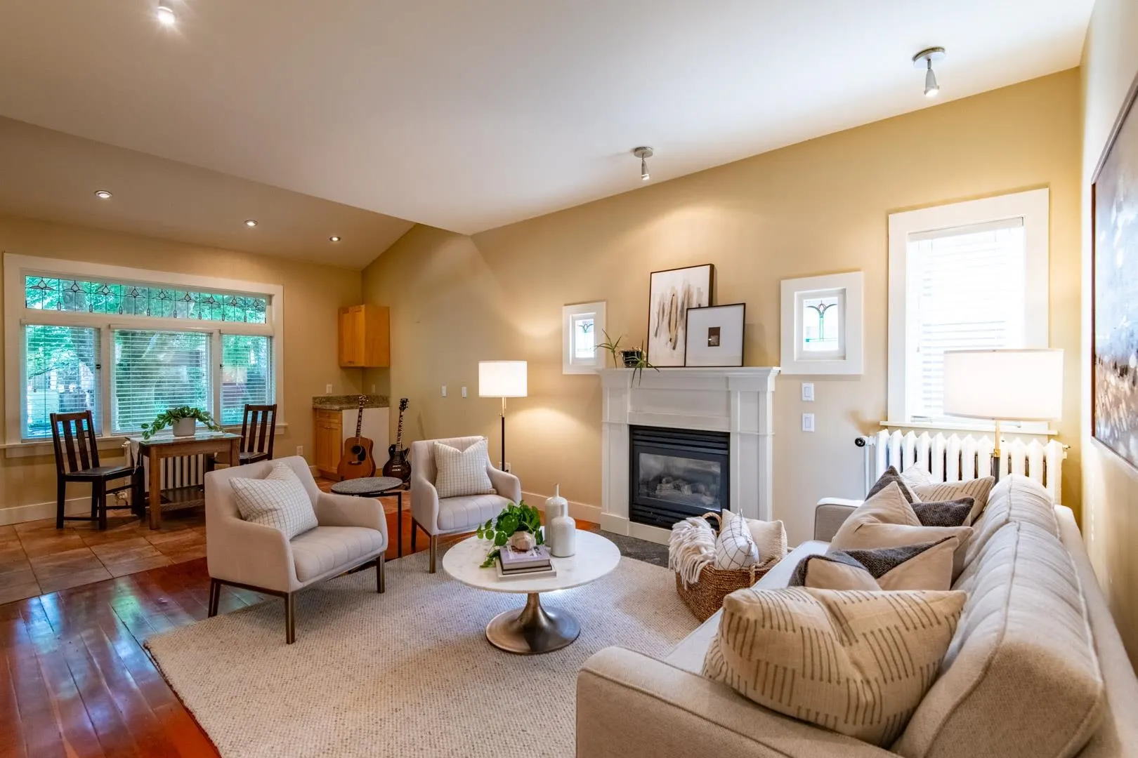 179 W 18th Avenue