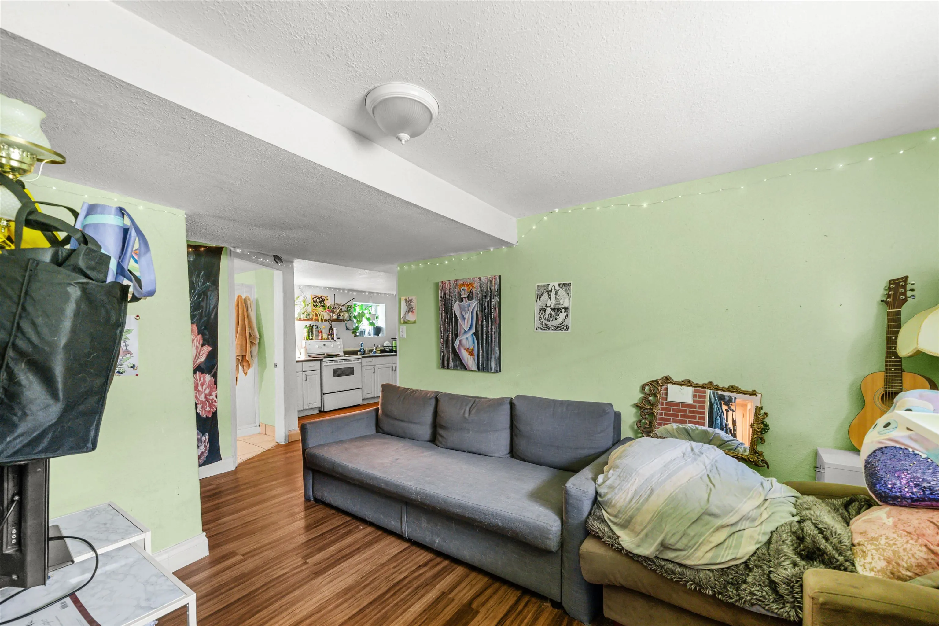 2781 Oxford Street