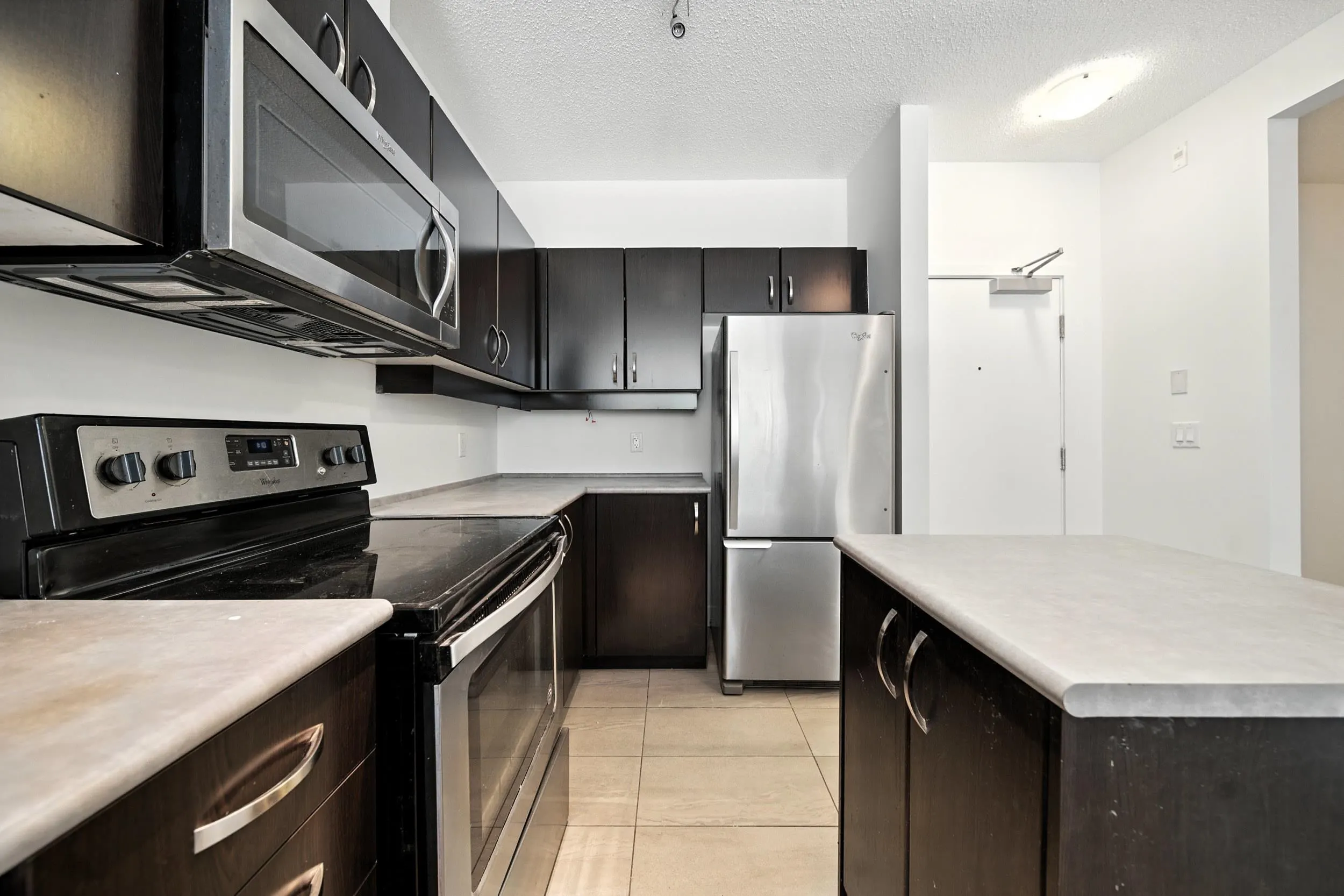 142 10838 City Parkway