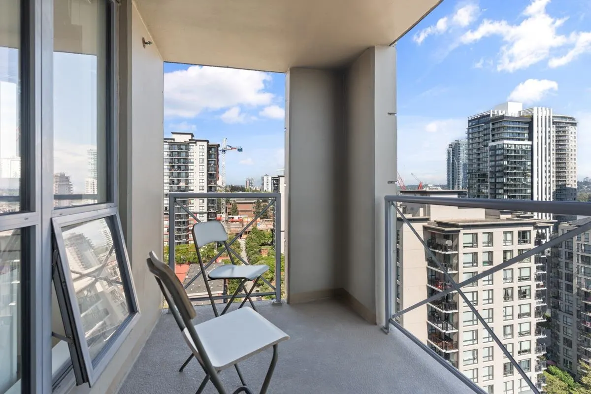 1801 850 Royal Avenue