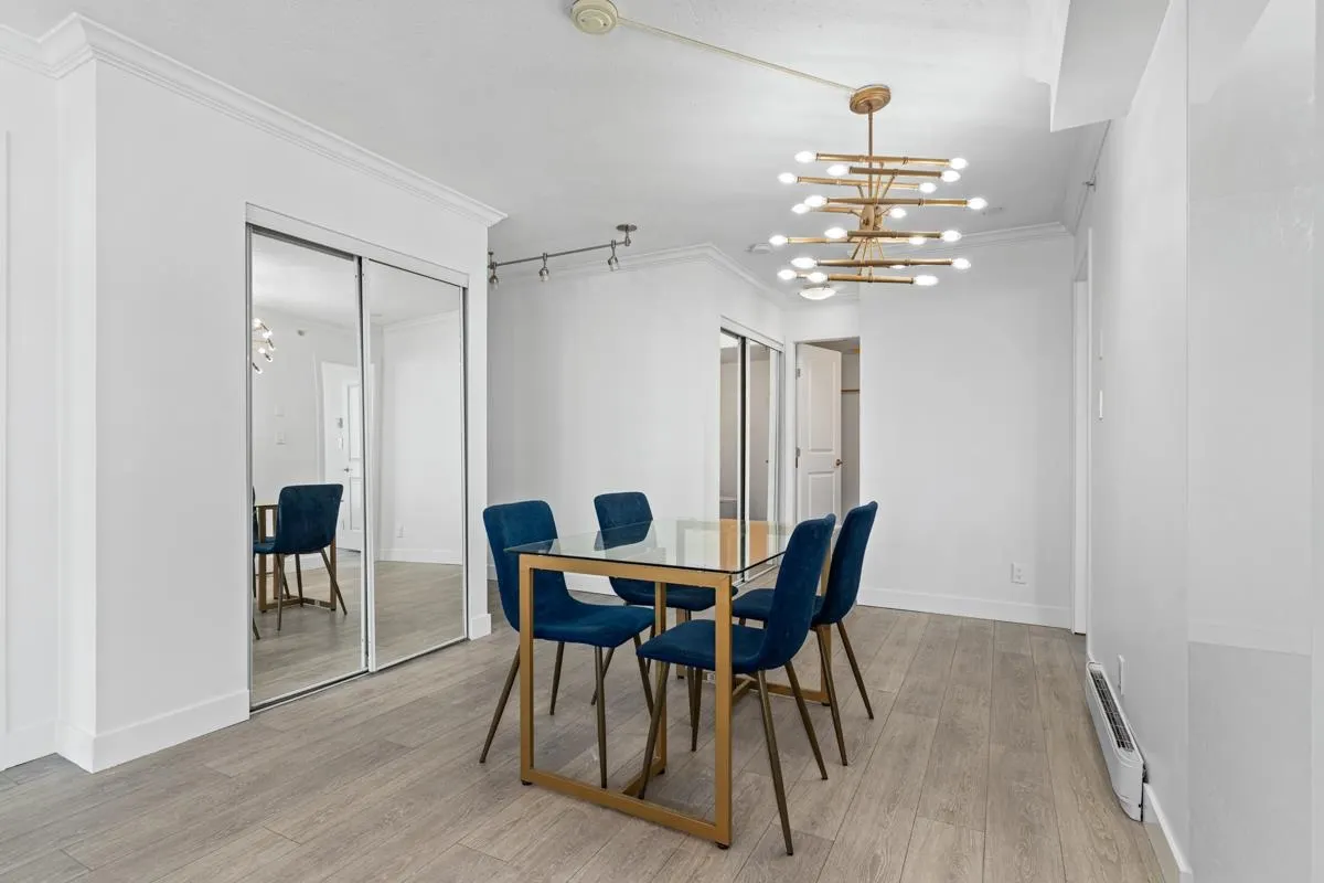 1801 850 Royal Avenue