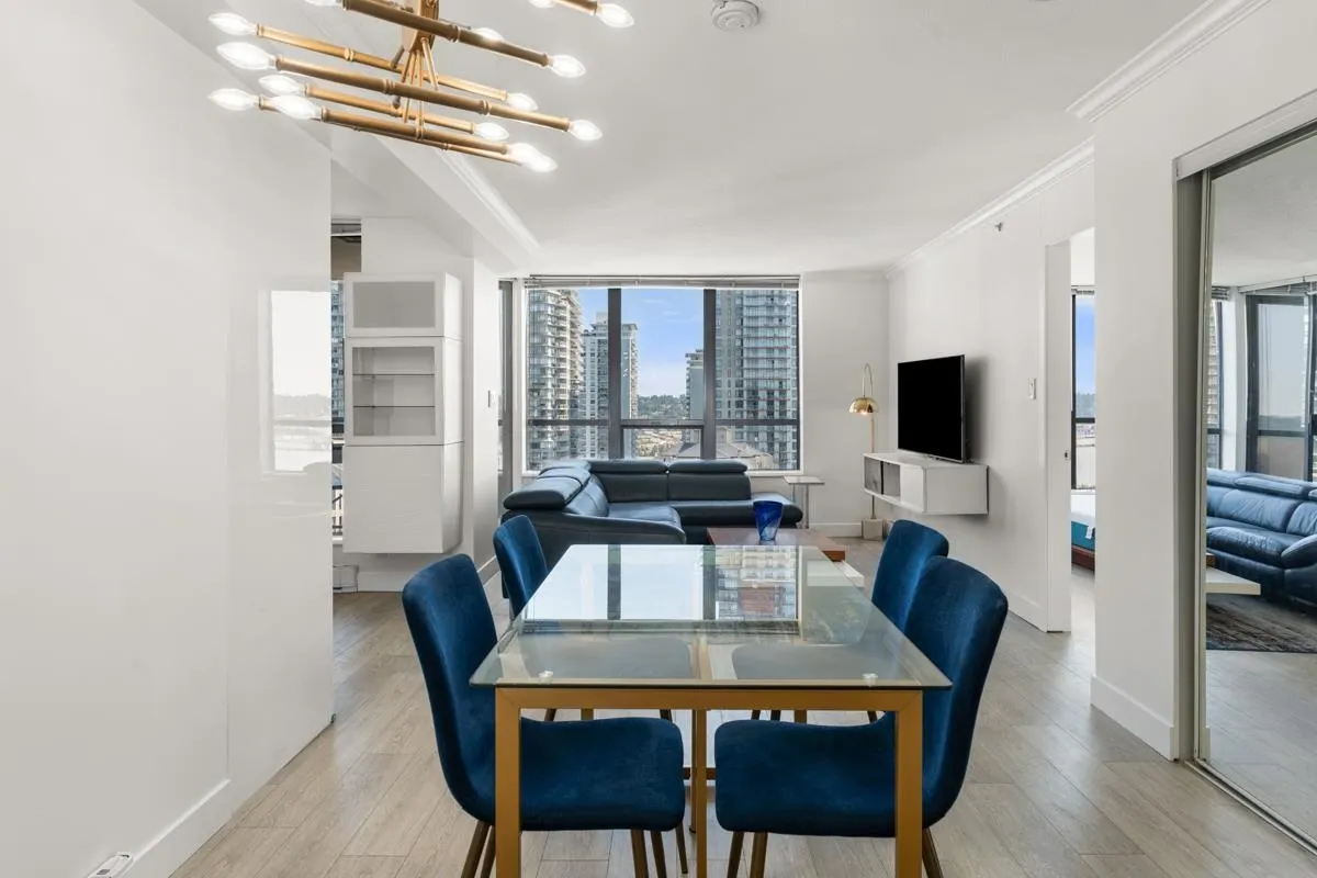 1801 850 Royal Avenue