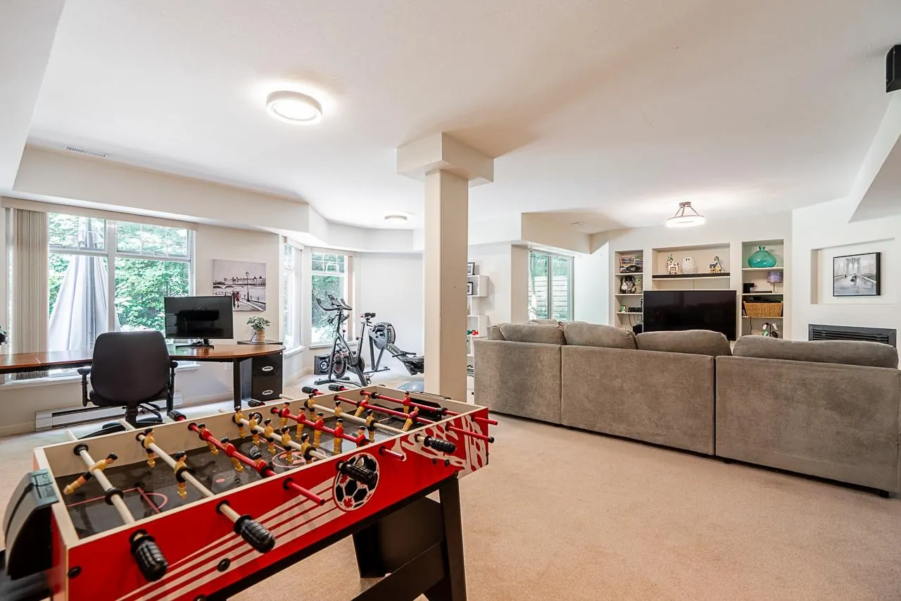 1158 Strathaven Drive